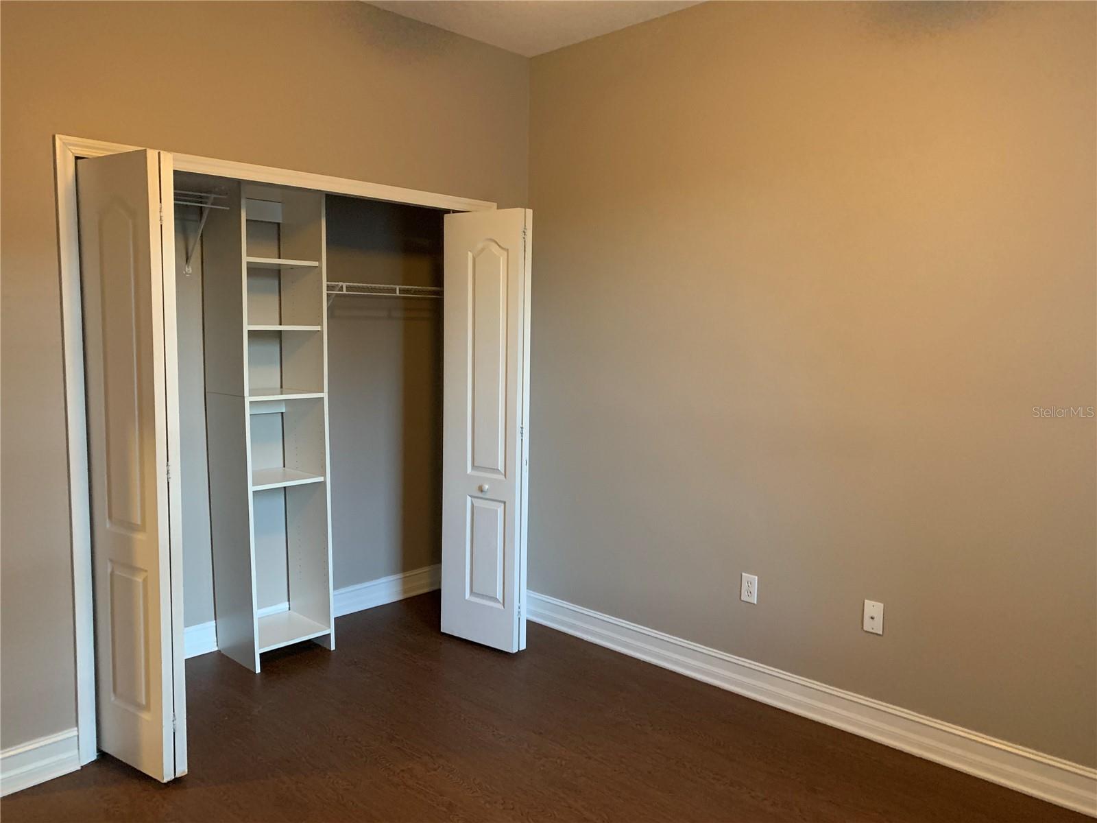 Image 25 of 33 For 3327 Bracken Fern Drive