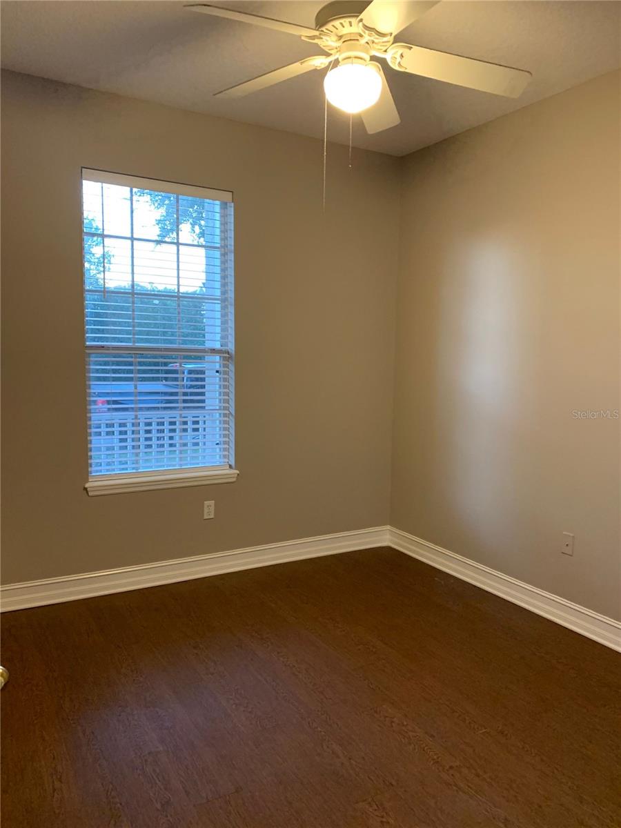 Image 27 of 33 For 3327 Bracken Fern Drive