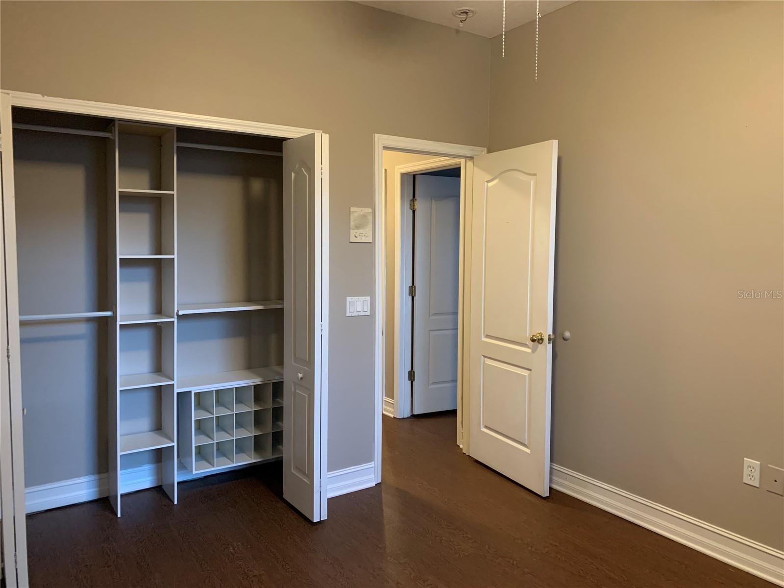 Image 28 of 33 For 3327 Bracken Fern Drive