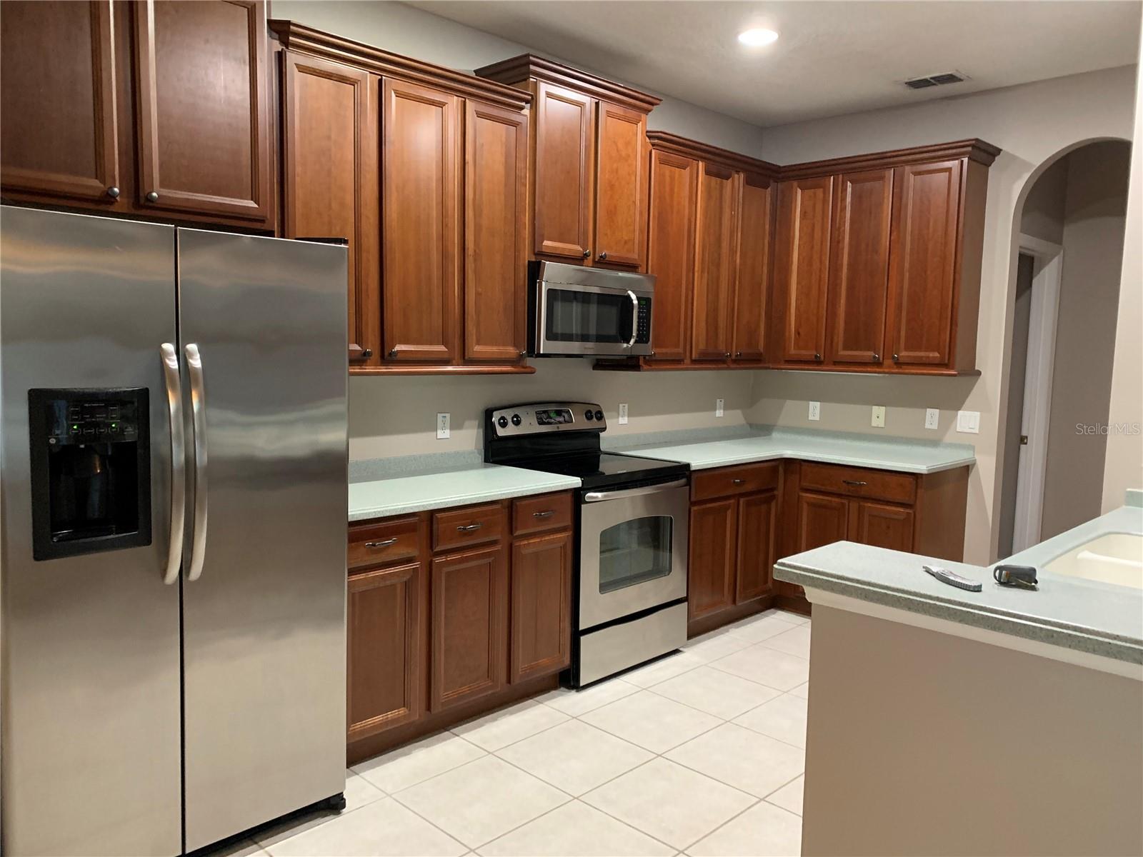 Image 7 of 33 For 3327 Bracken Fern Drive