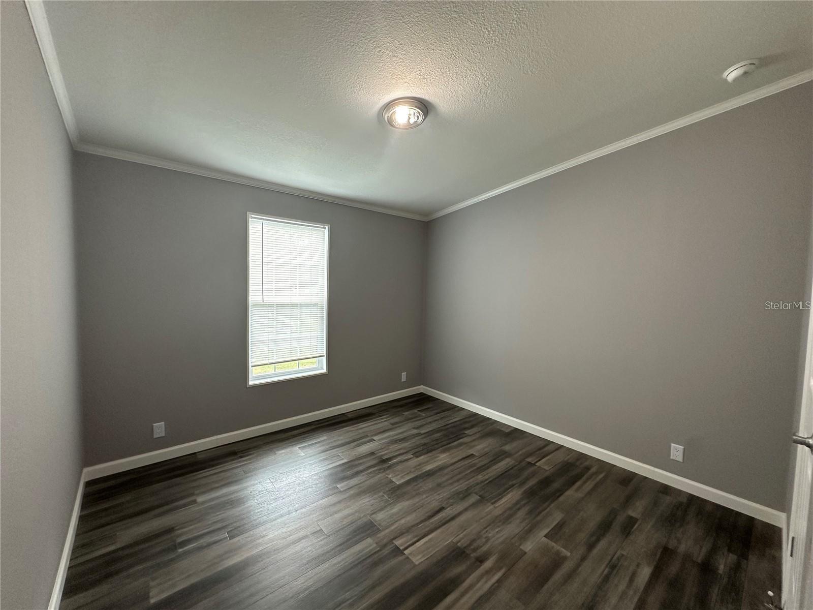 Image 13 of 17 For 55744 Holiday Circle