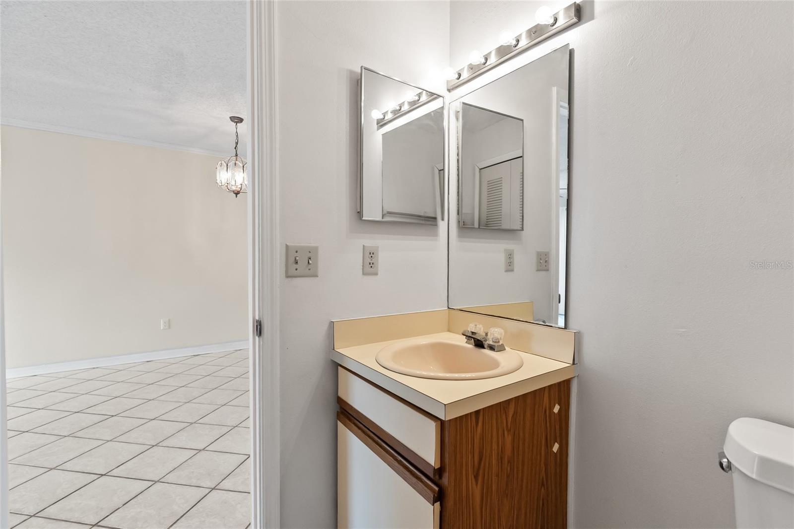 Image 3 of 10 For 6299 River Run Place 198