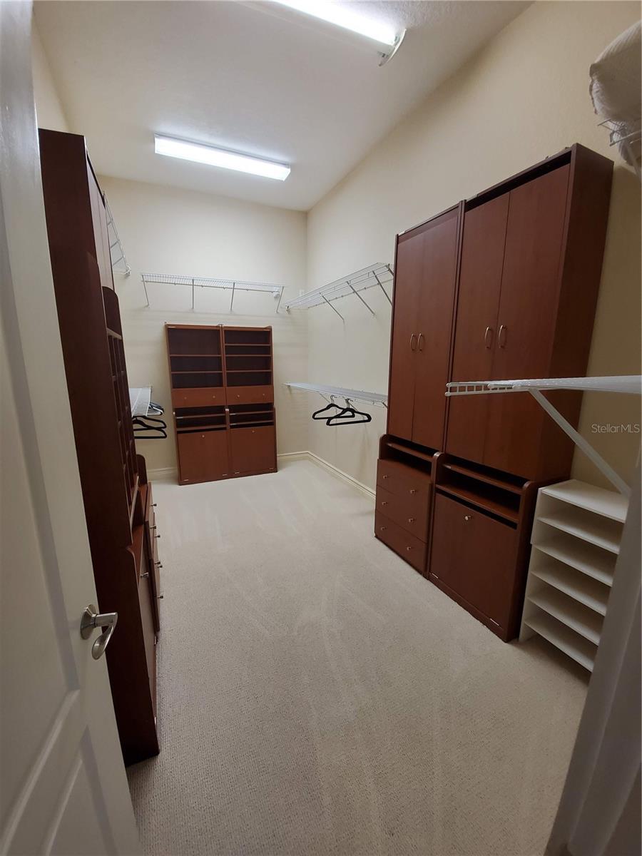 Image 13 of 19 For 4907 Bayshore Boulevard 102