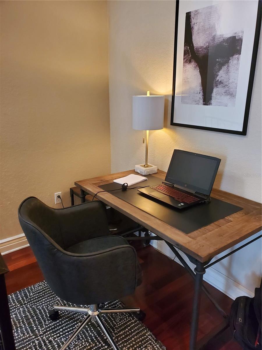 Image 15 of 19 For 4907 Bayshore Boulevard 102