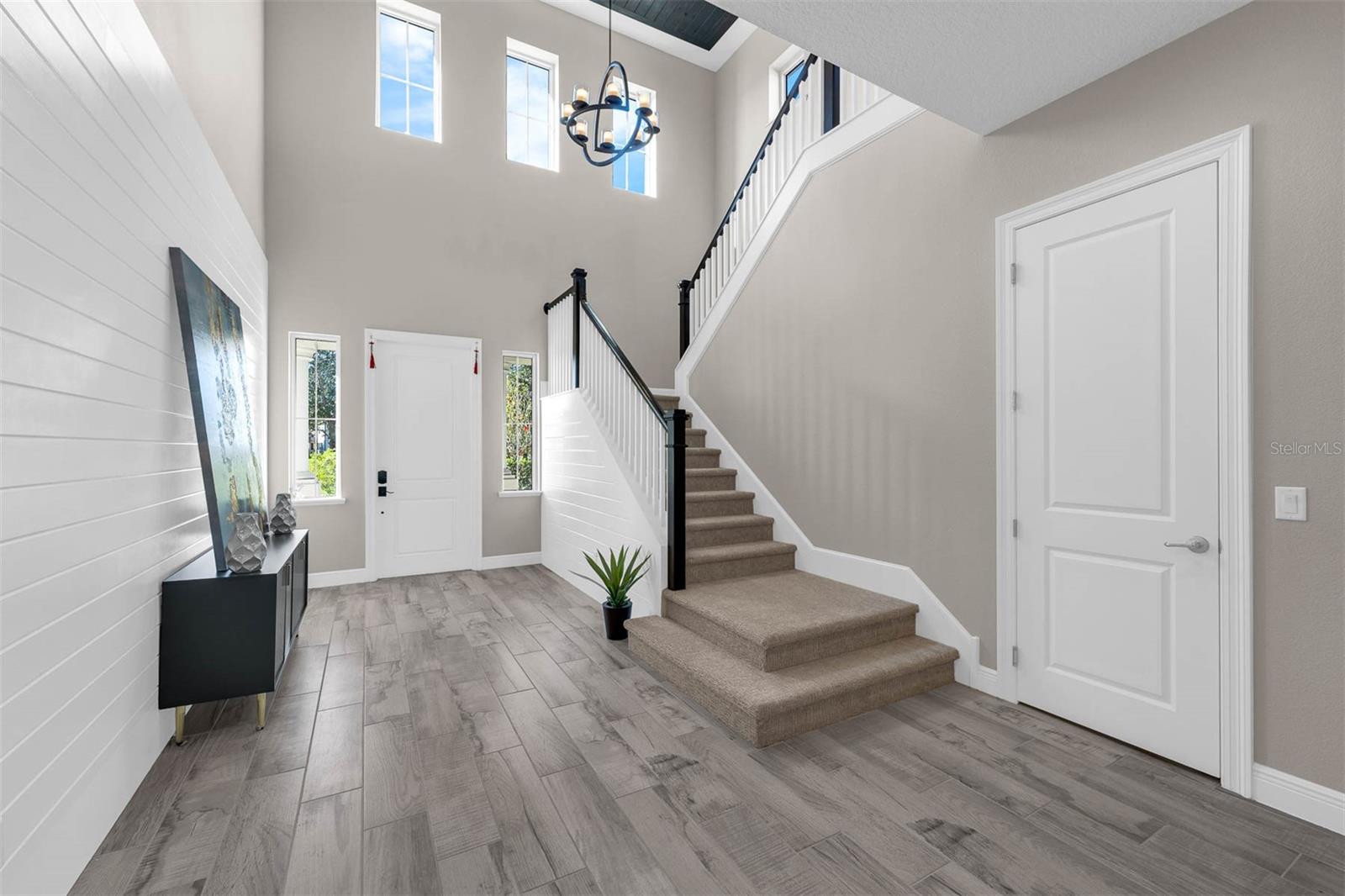 Image 13 of 55 For 15594 Shorebird Lane