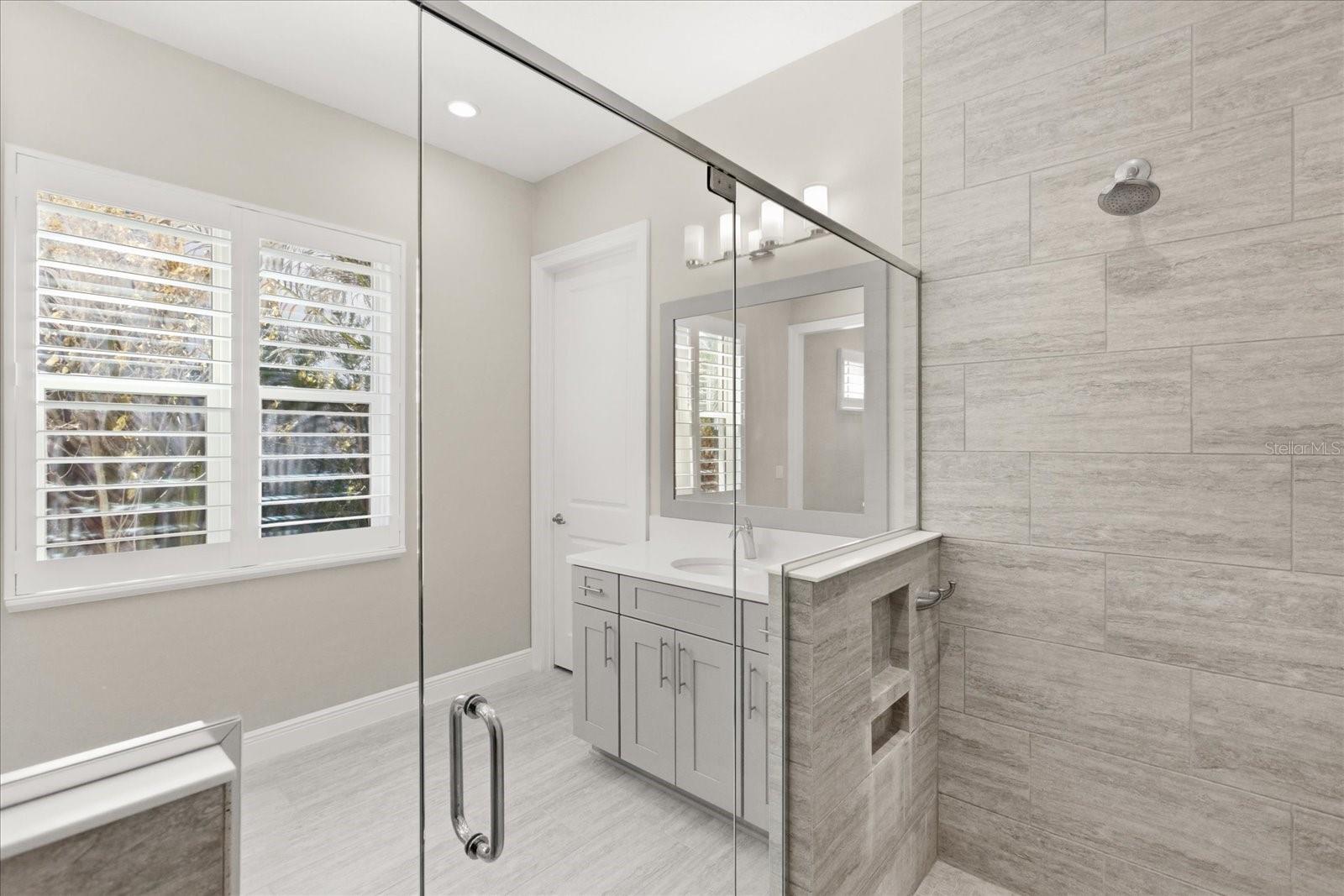 Image 35 of 55 For 15594 Shorebird Lane