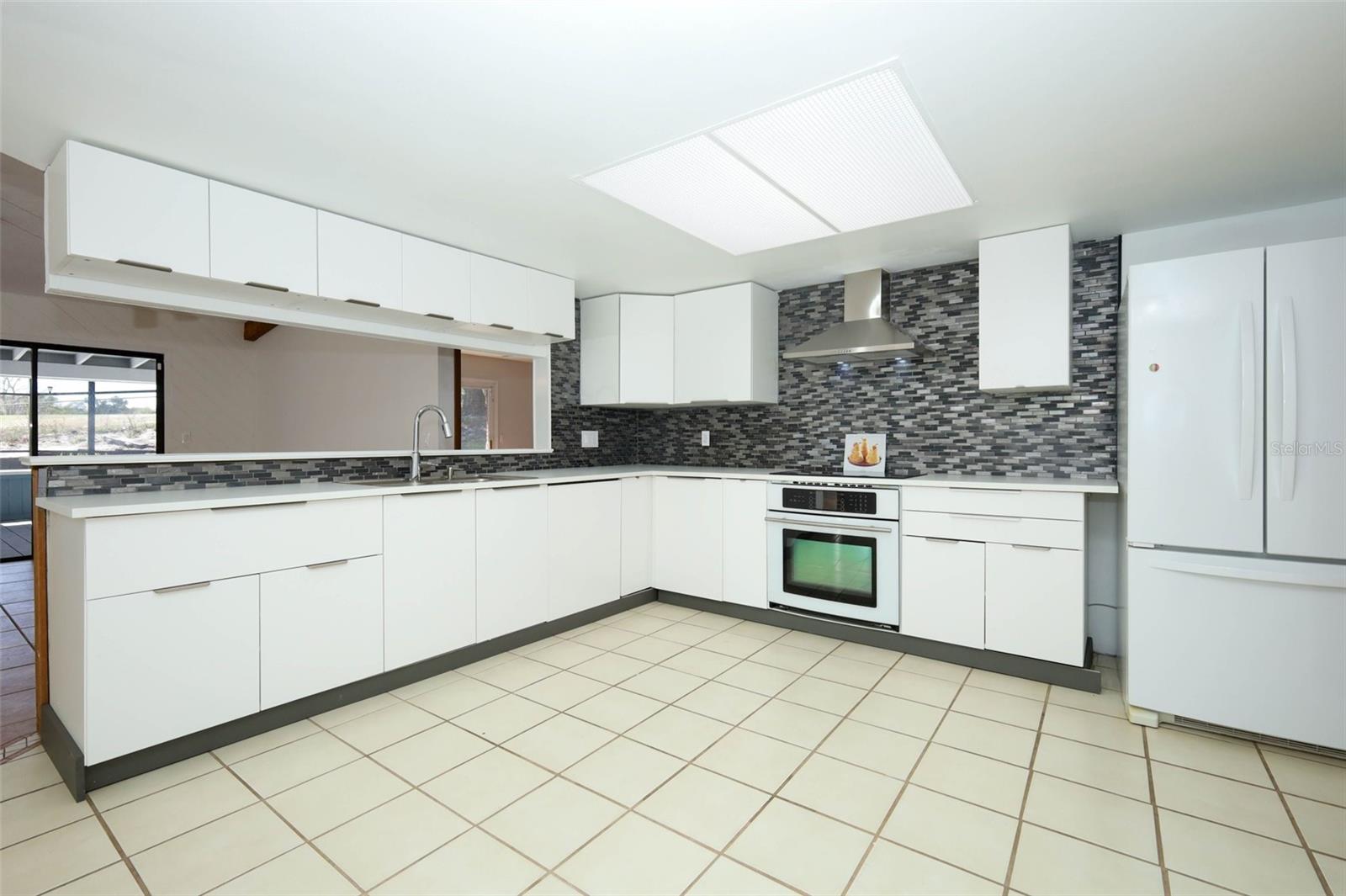 Image 18 of 85 For 1325 Indian Rock Court