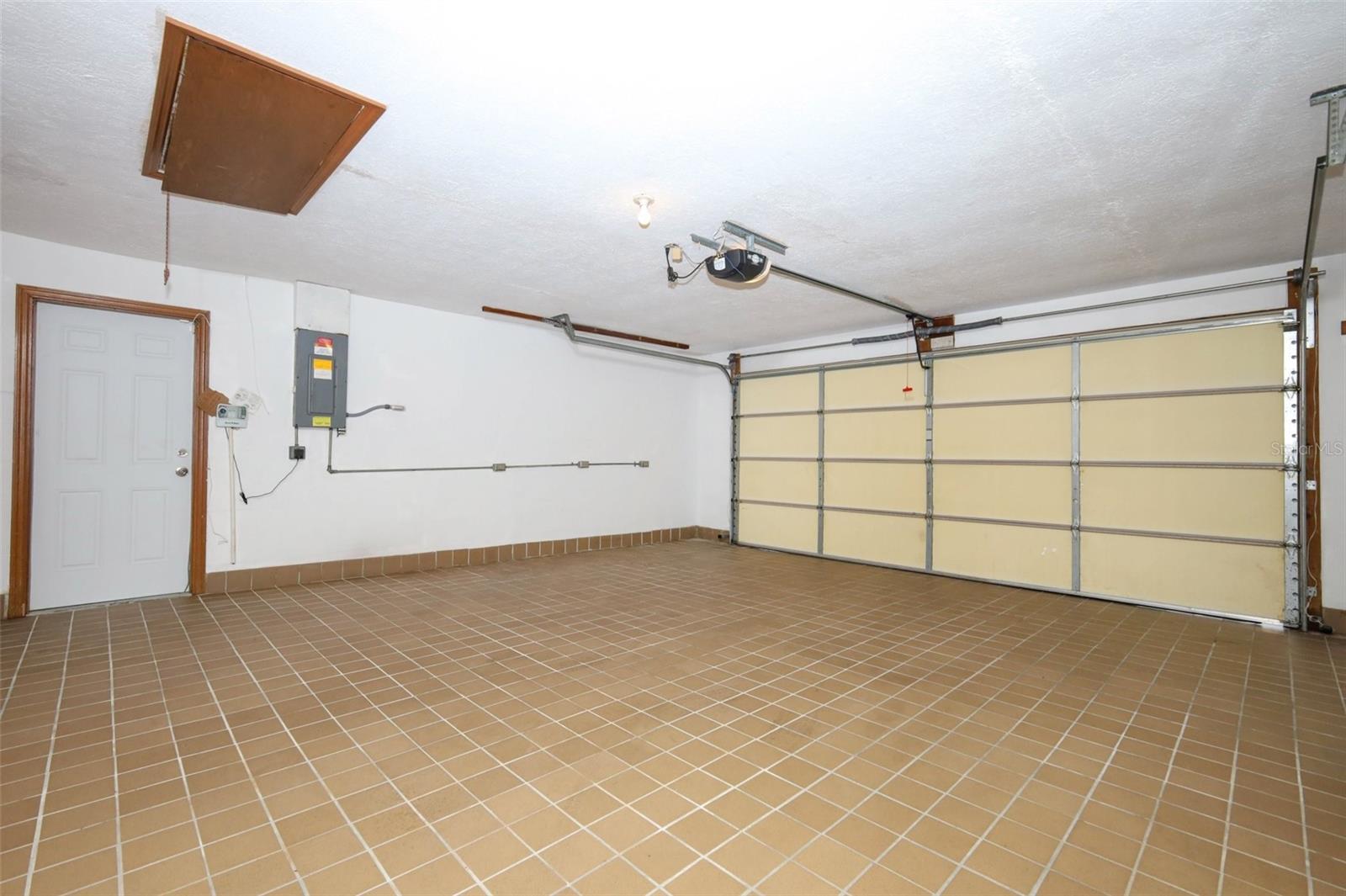 Image 54 of 85 For 1325 Indian Rock Court