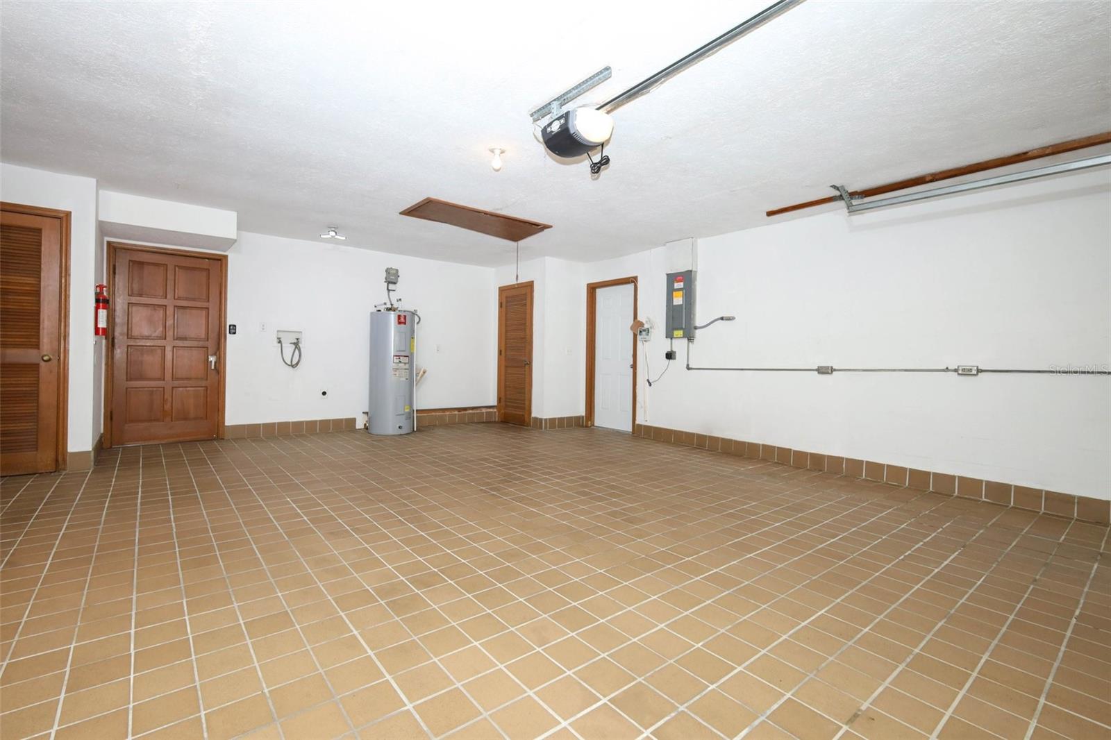 Image 55 of 85 For 1325 Indian Rock Court