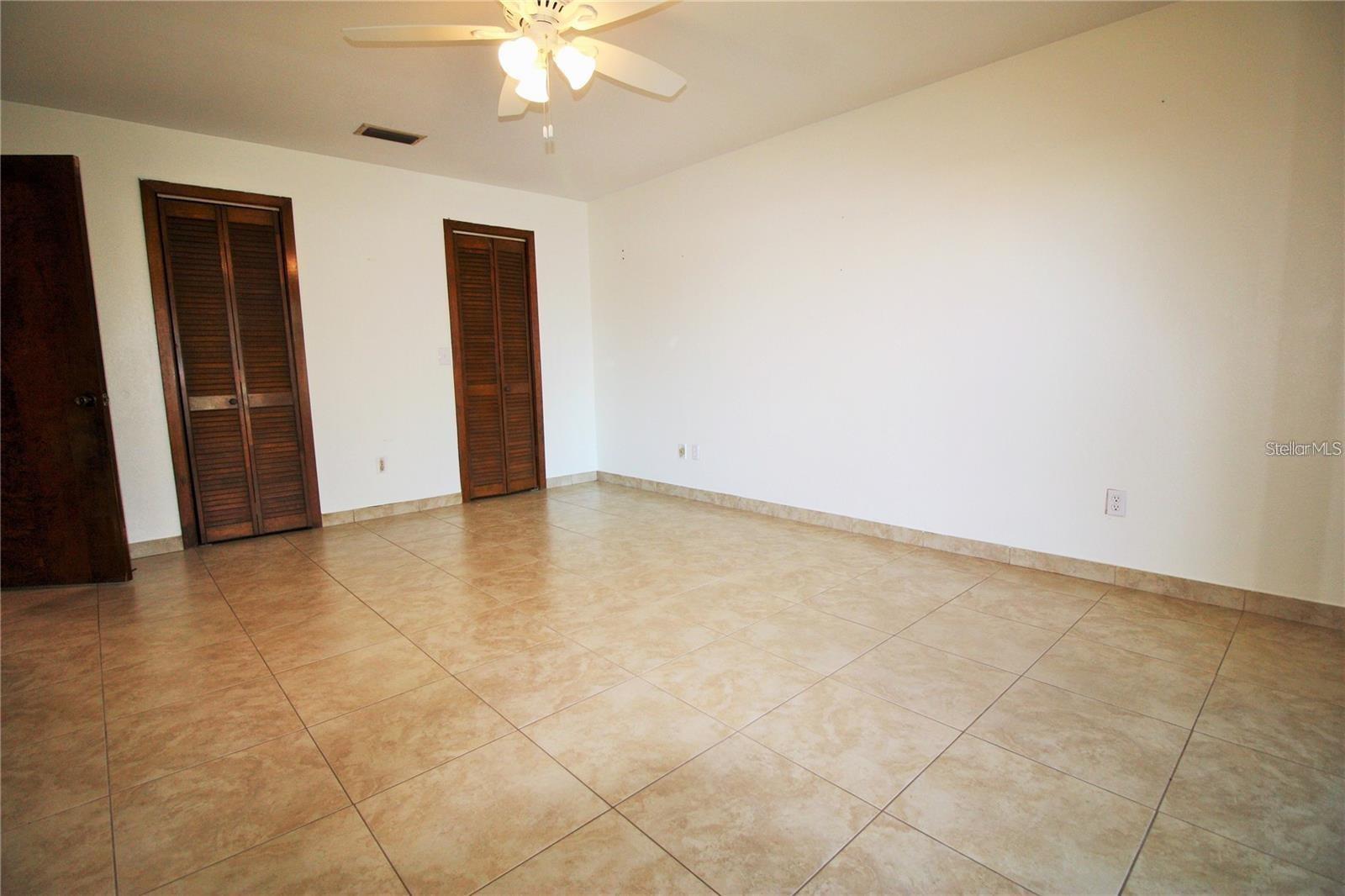 Image 13 of 19 For 120 Valmora Drive