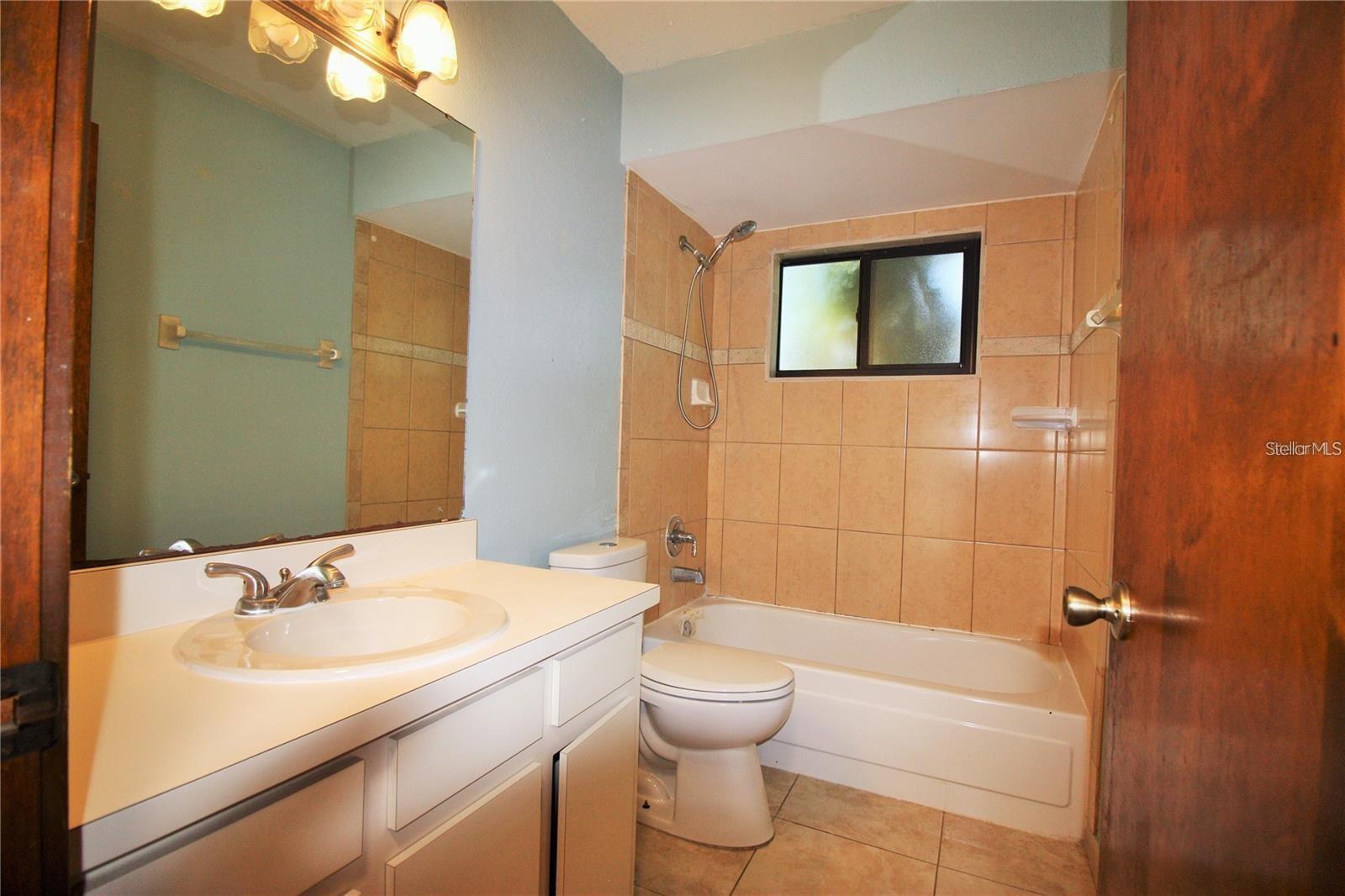 Image 14 of 19 For 120 Valmora Drive