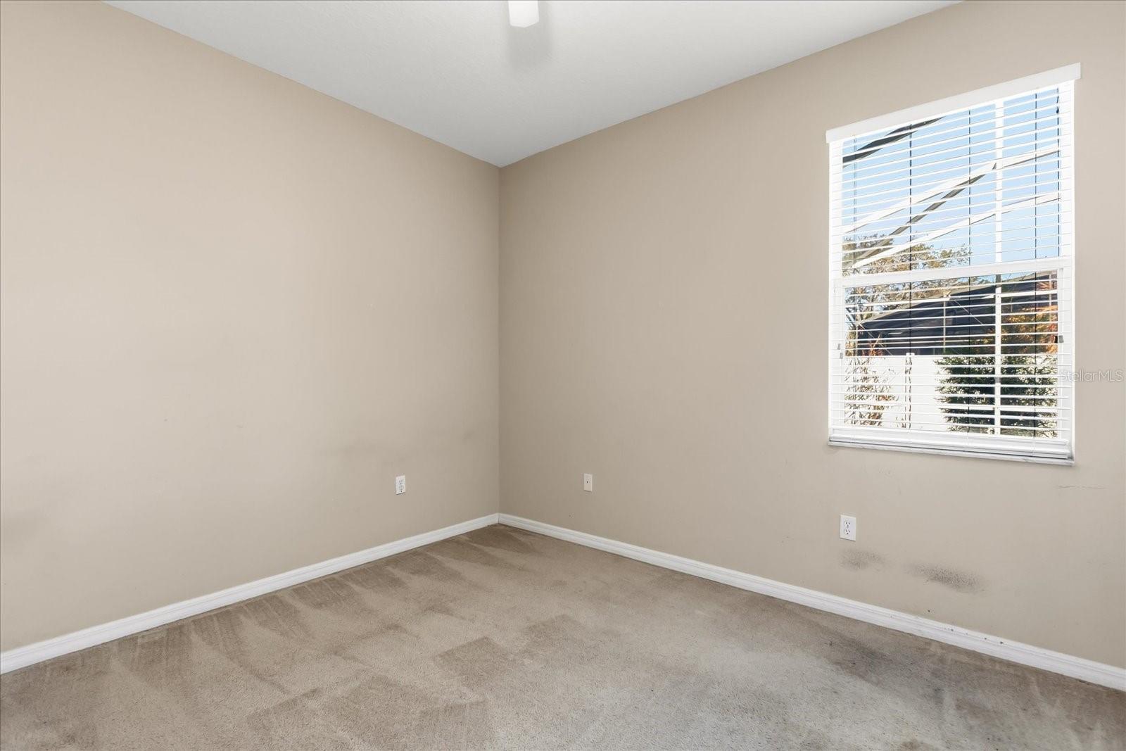 Image 21 of 45 For 321 Burchington Drive