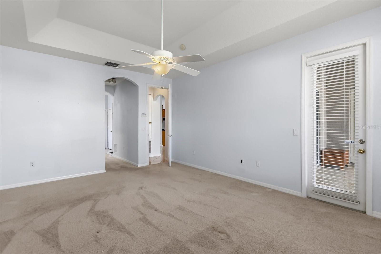 Image 26 of 45 For 321 Burchington Drive