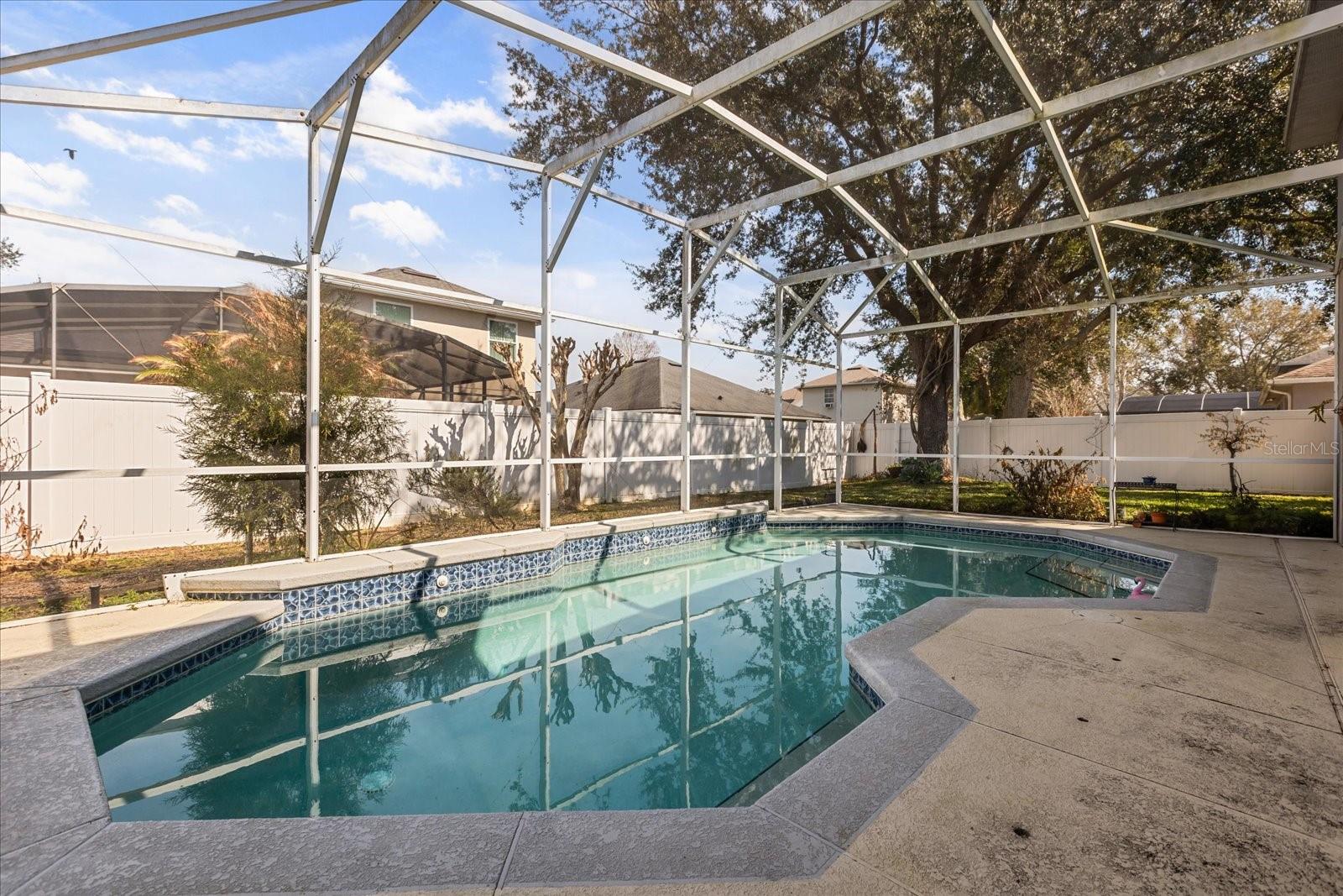 Image 39 of 45 For 321 Burchington Drive