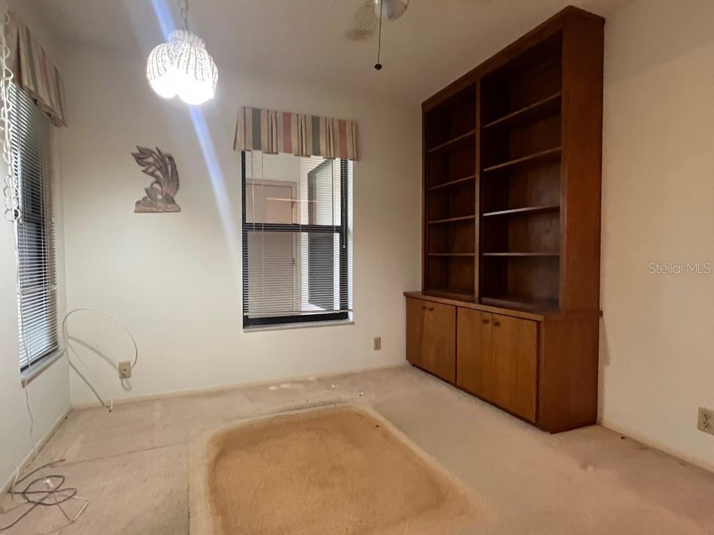 Image 17 of 24 For 1710 Curry Avenue 42