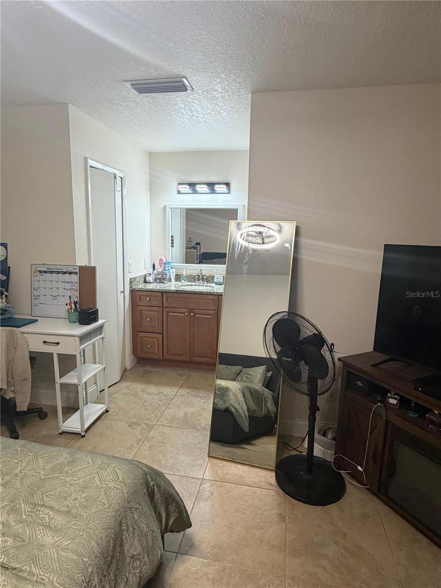 Image 14 of 21 For 5967 Turnbull Drive