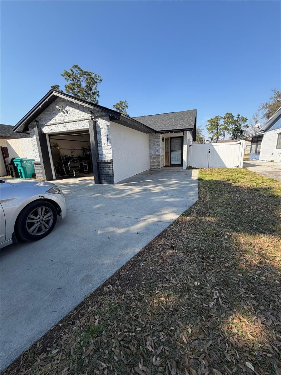 Image 2 of 21 For 5967 Turnbull Drive