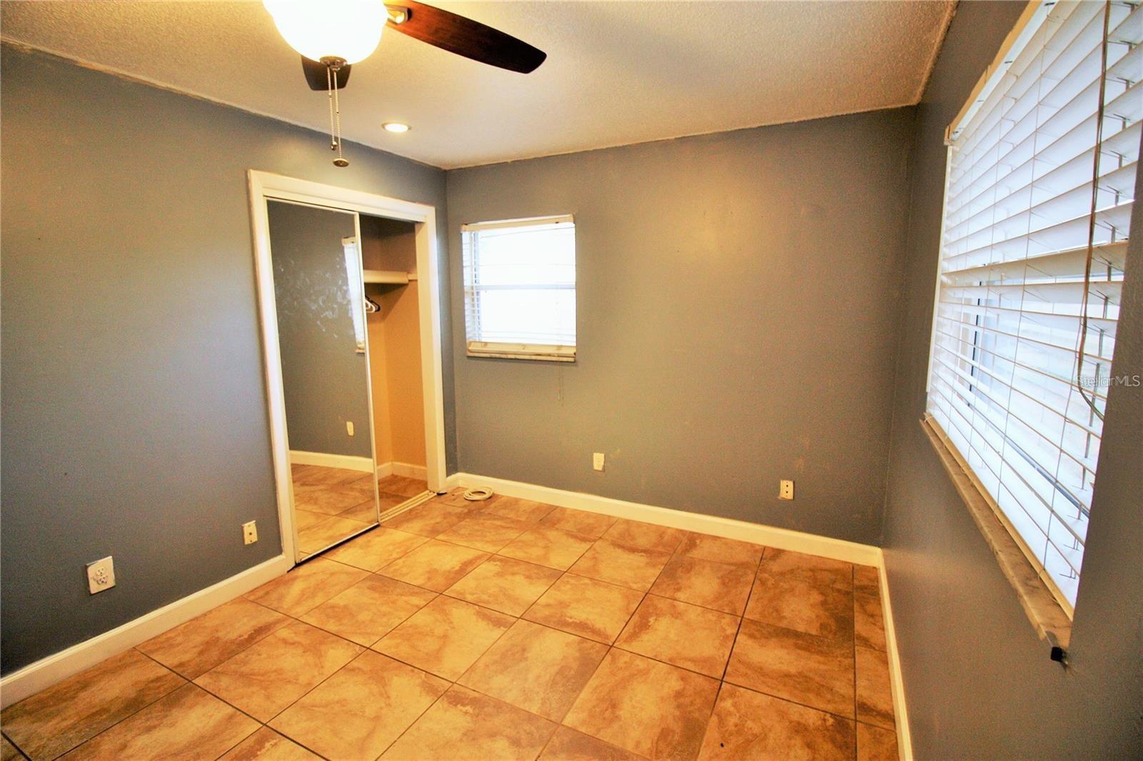 Image 12 of 24 For 610 Wilshire Drive