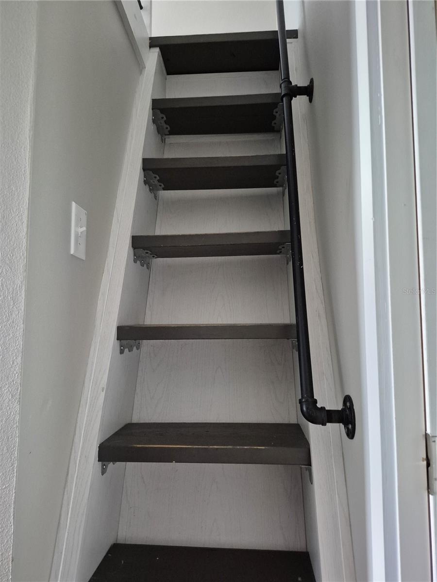 Image 7 of 25 For 320 Highway 630 E