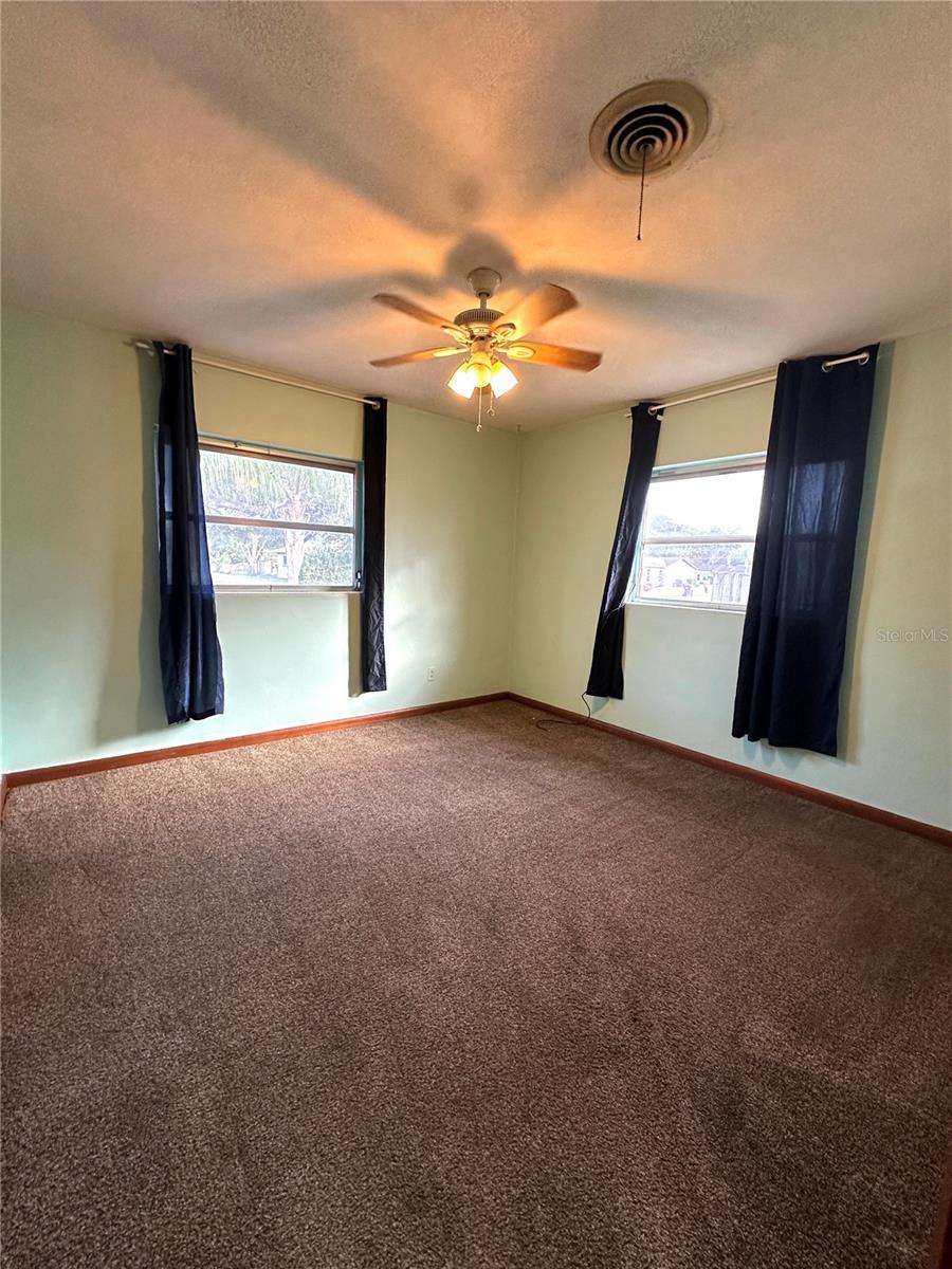 Image 20 of 29 For 1400 Carolina Avenue