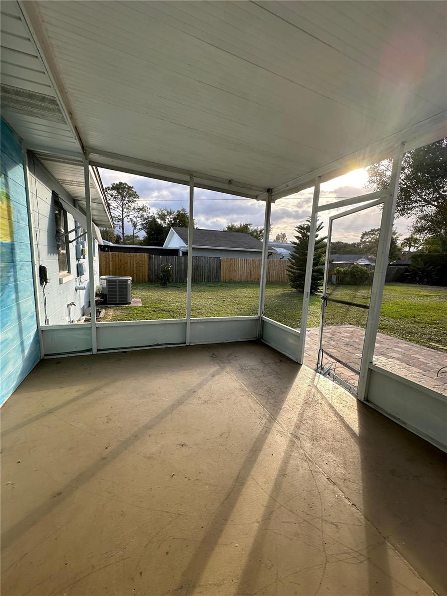 Image 24 of 29 For 1400 Carolina Avenue