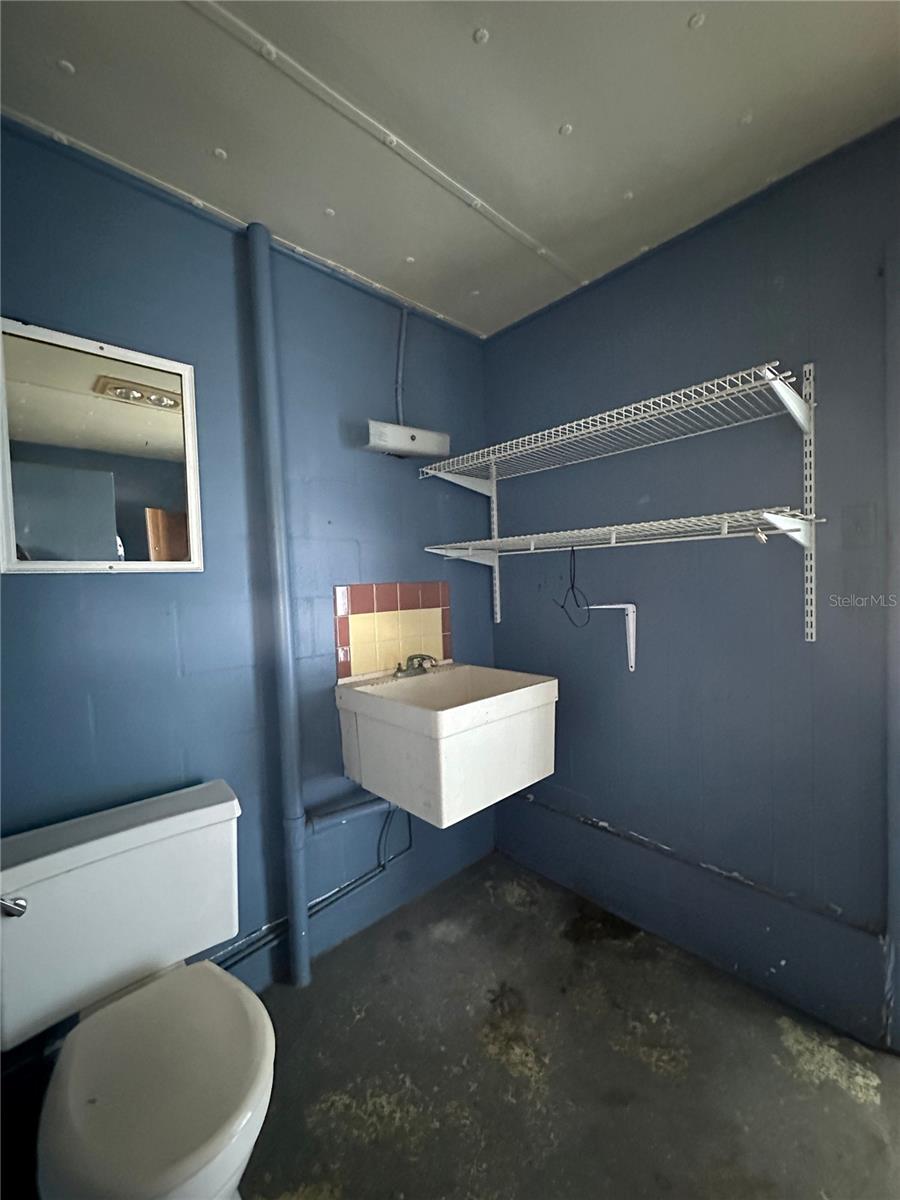 Image 27 of 29 For 1400 Carolina Avenue