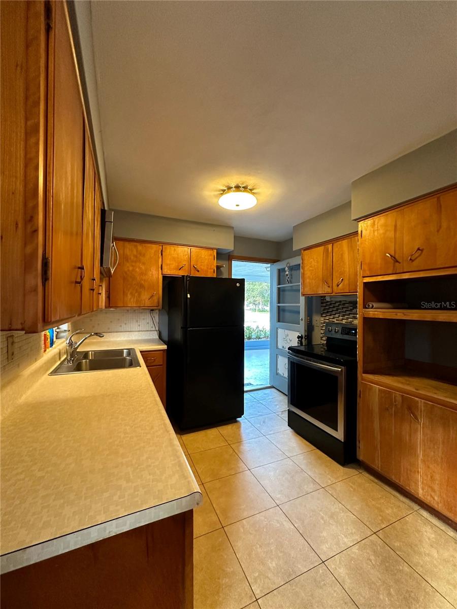 Image 7 of 29 For 1400 Carolina Avenue