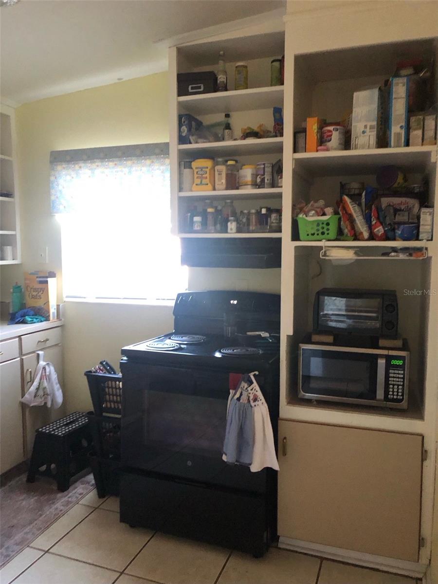 Image 3 of 11 For 2709 10th Street