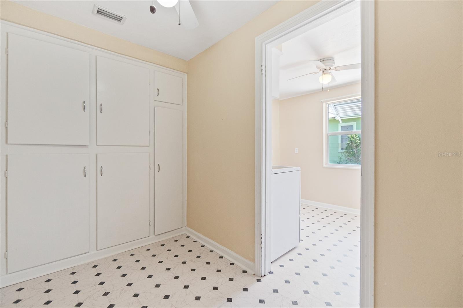 Image 20 of 44 For 608 Missouri Avenue