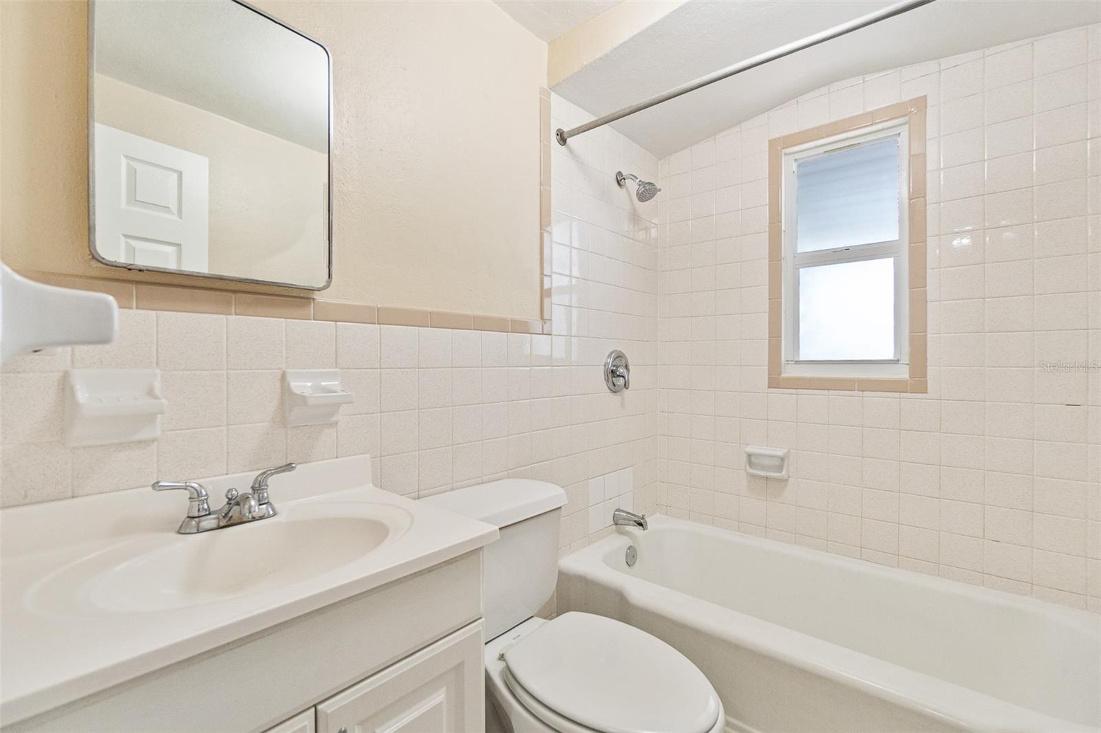 Image 25 of 44 For 608 Missouri Avenue