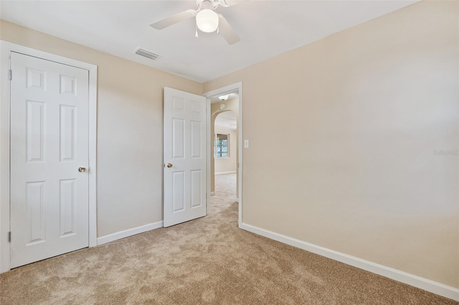 Image 27 of 44 For 608 Missouri Avenue