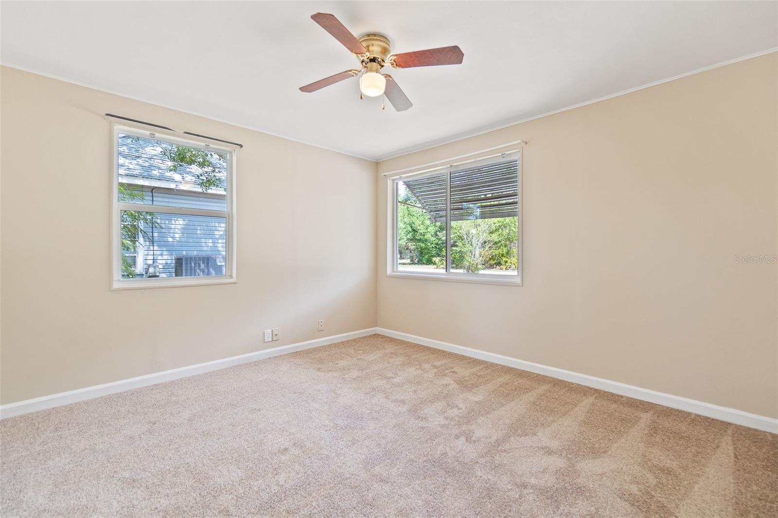 Image 33 of 44 For 608 Missouri Avenue