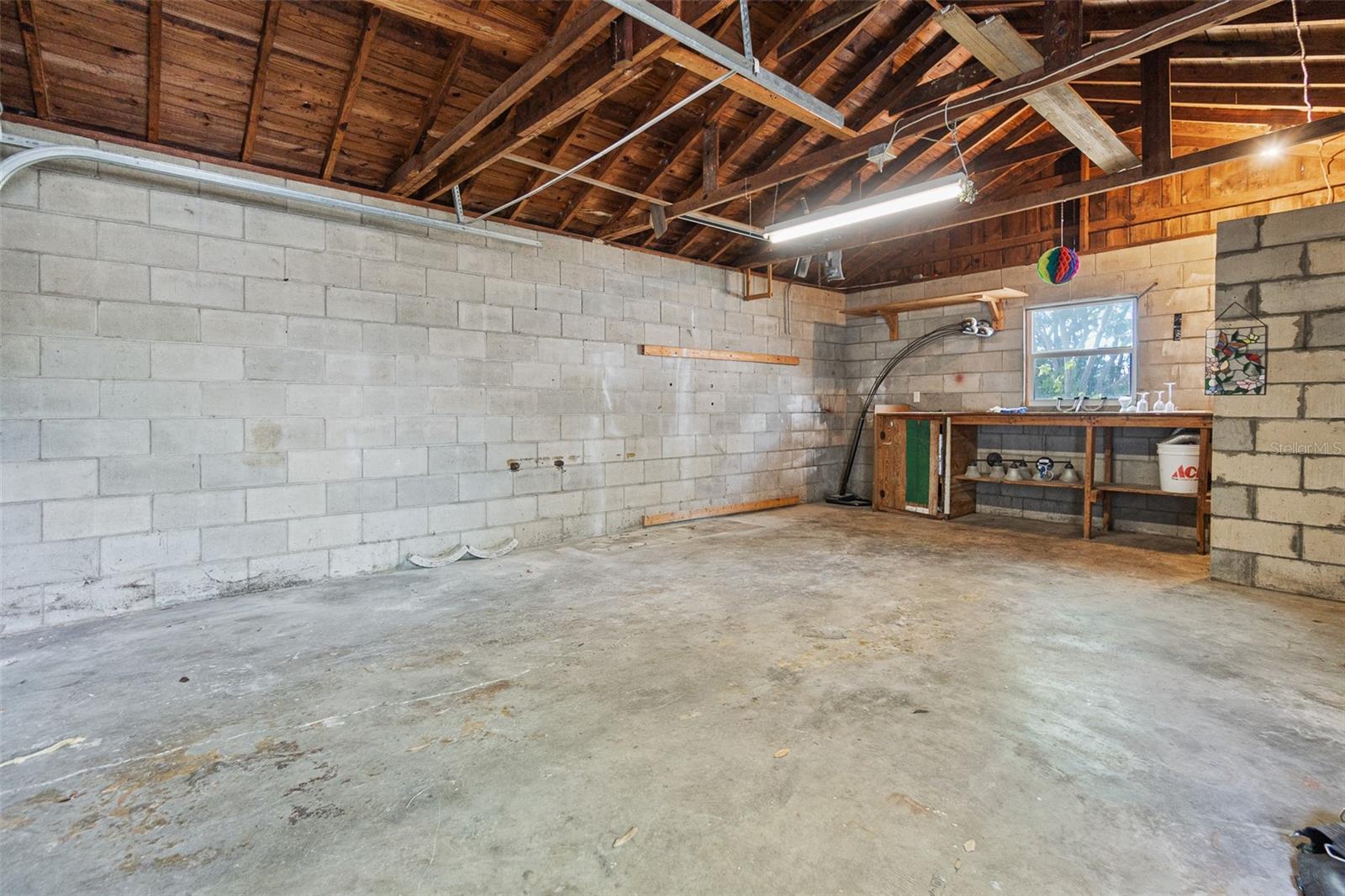 Image 35 of 44 For 608 Missouri Avenue