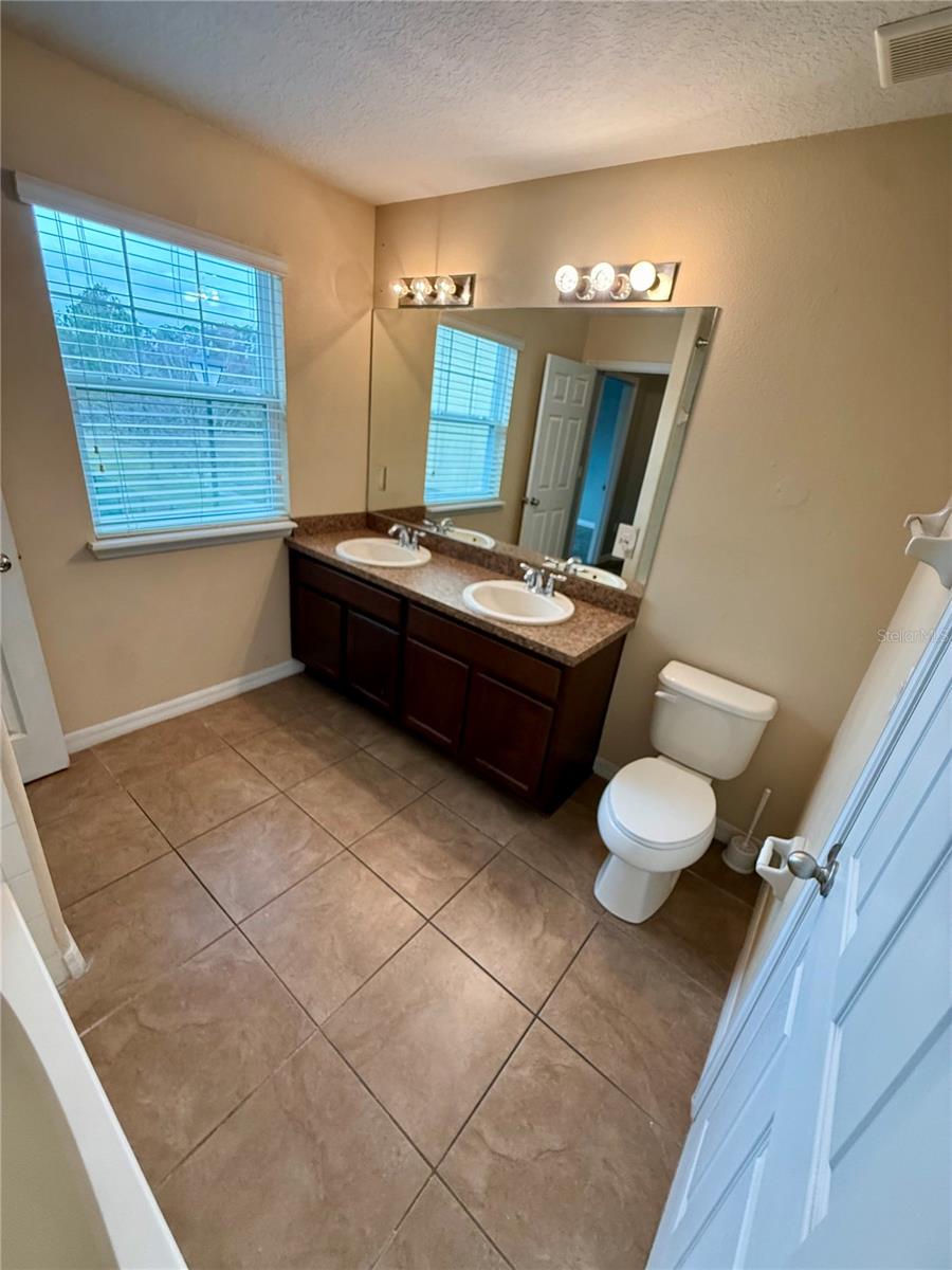 Image 17 of 29 For 2293 Brookridge Trail