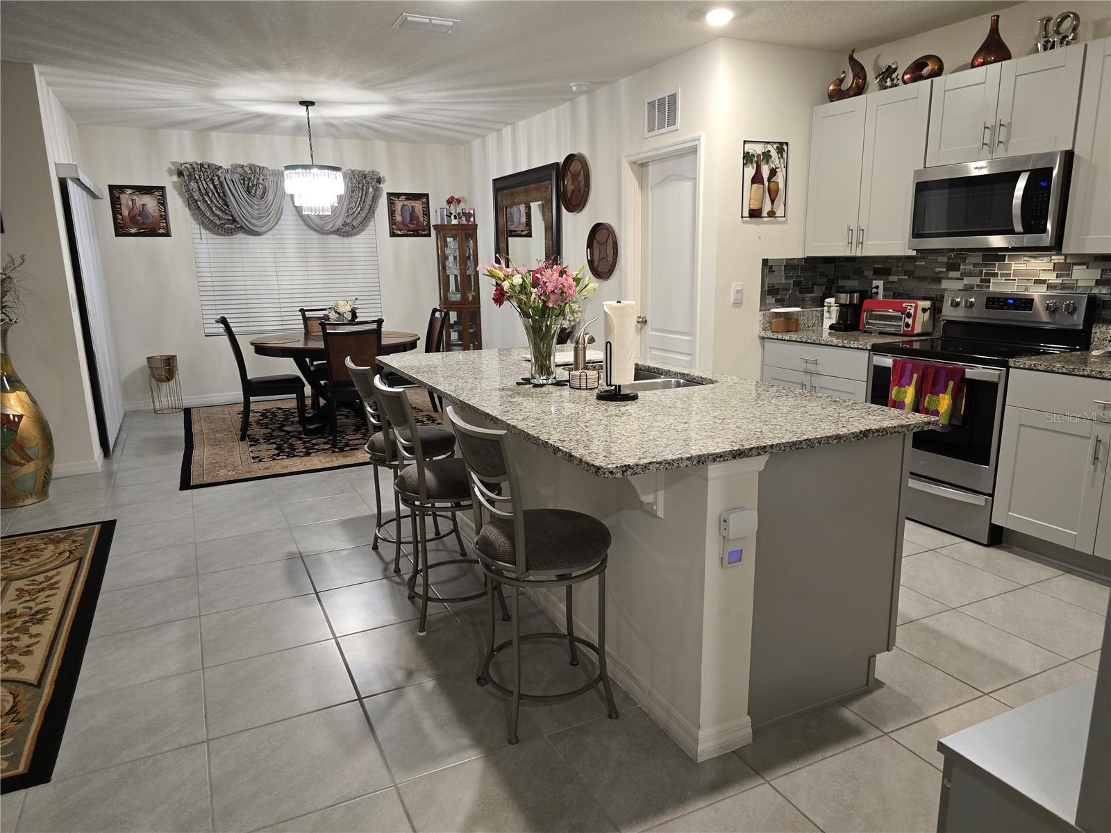 Image 15 of 53 For 532 Emily Glen Street