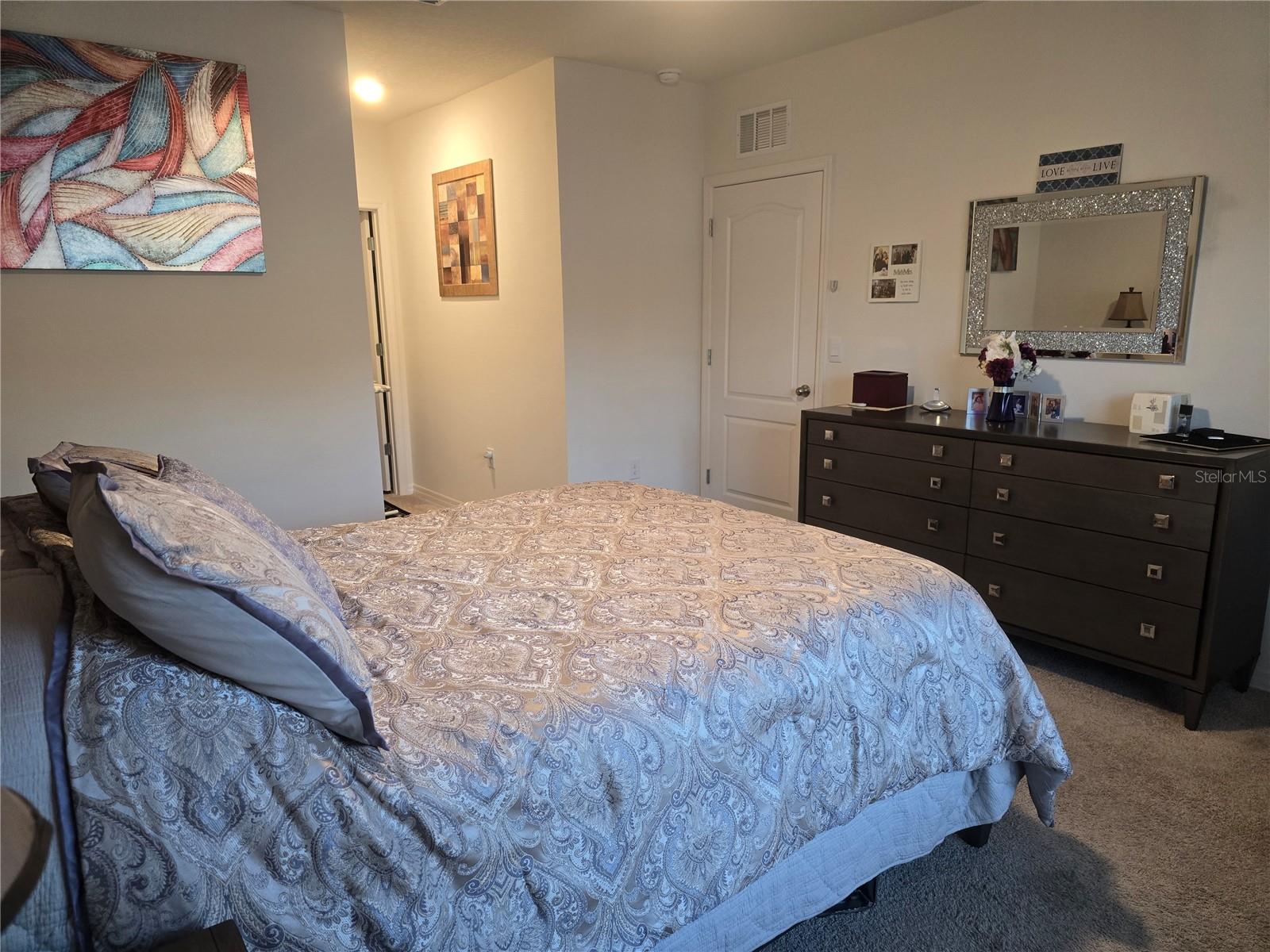 Image 24 of 53 For 532 Emily Glen Street