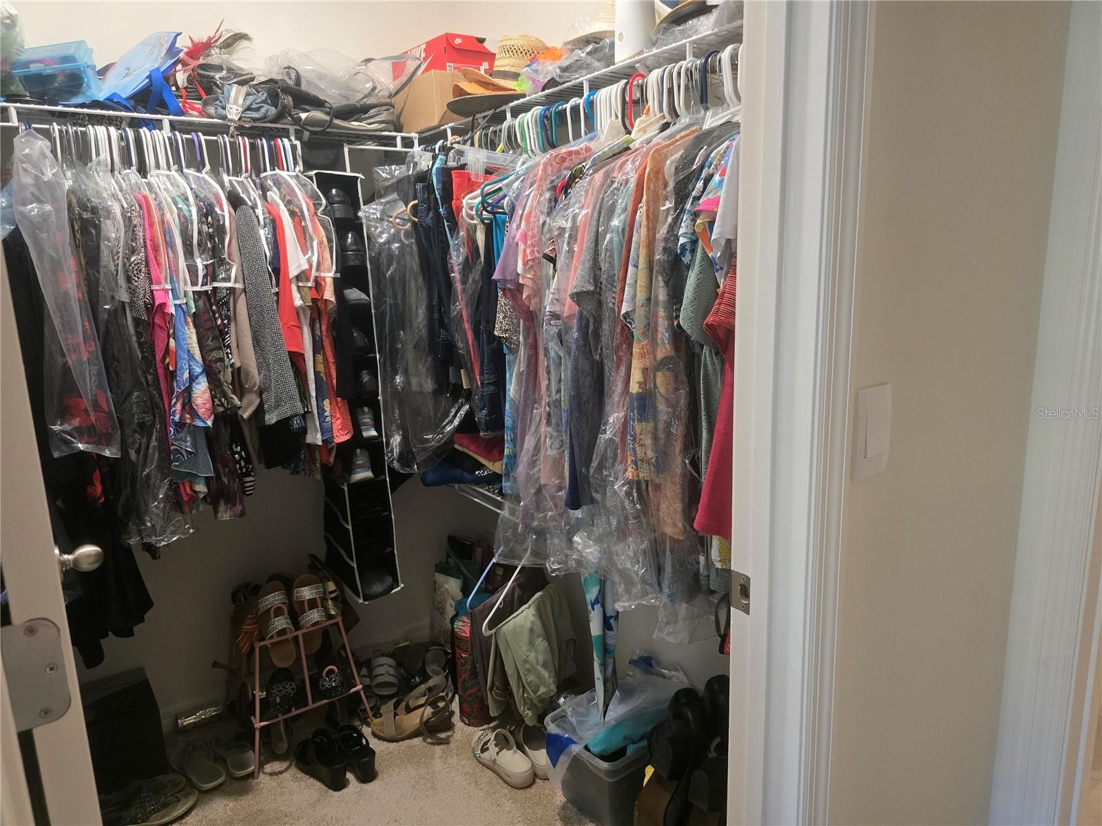 Image 25 of 53 For 532 Emily Glen Street