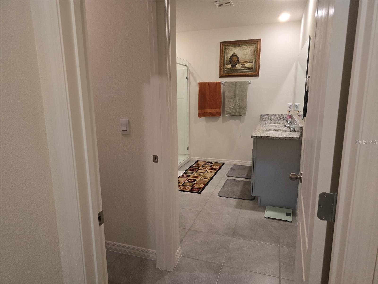 Image 28 of 53 For 532 Emily Glen Street