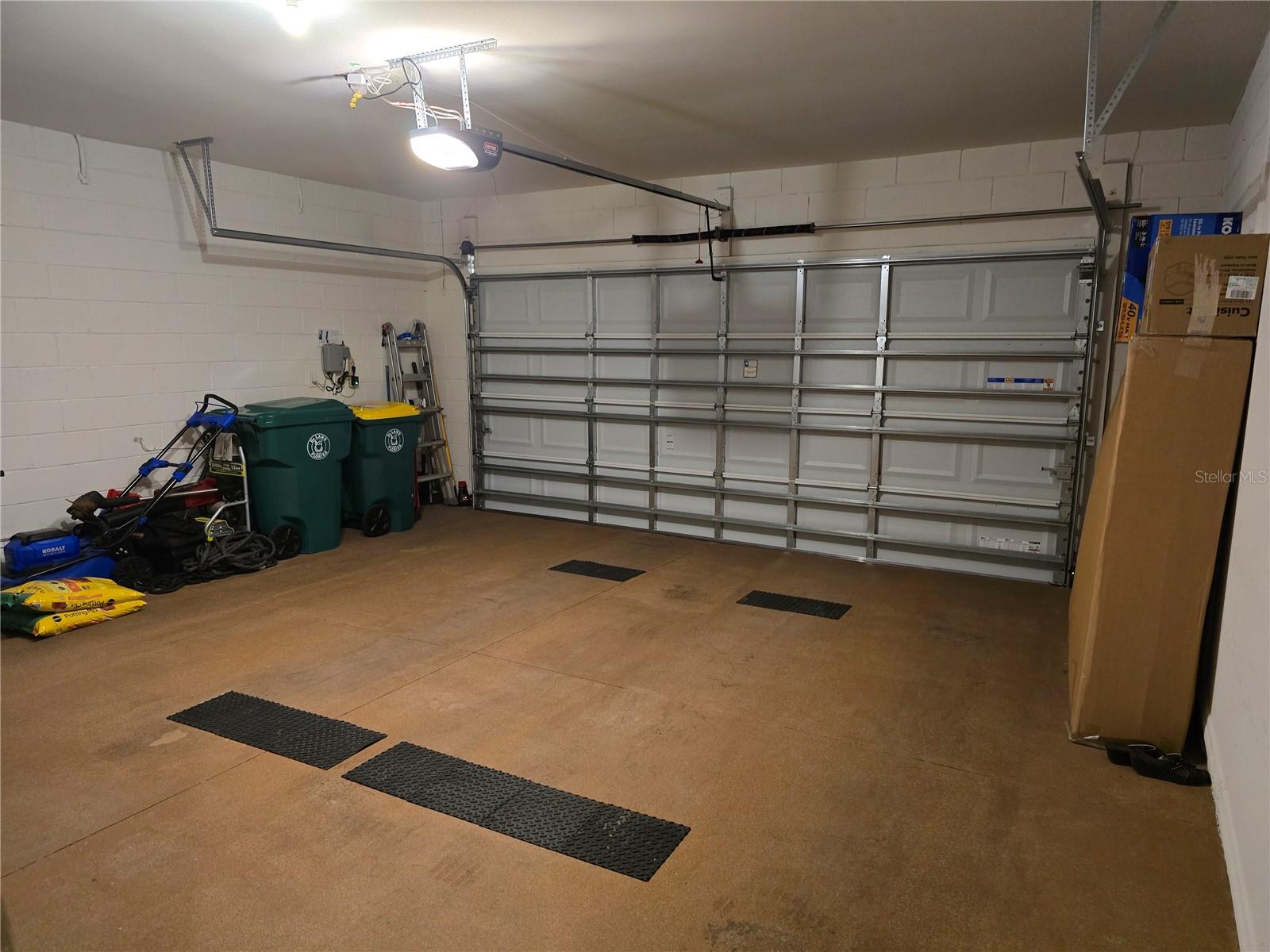 Image 39 of 53 For 532 Emily Glen Street