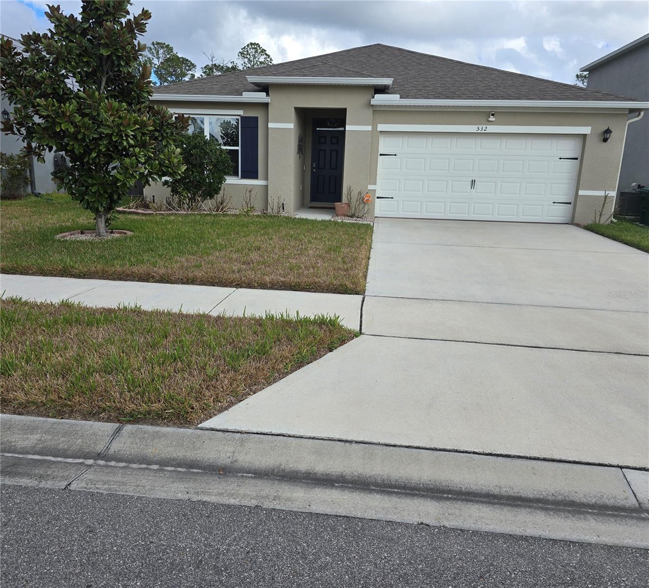 Image 6 of 53 For 532 Emily Glen Street