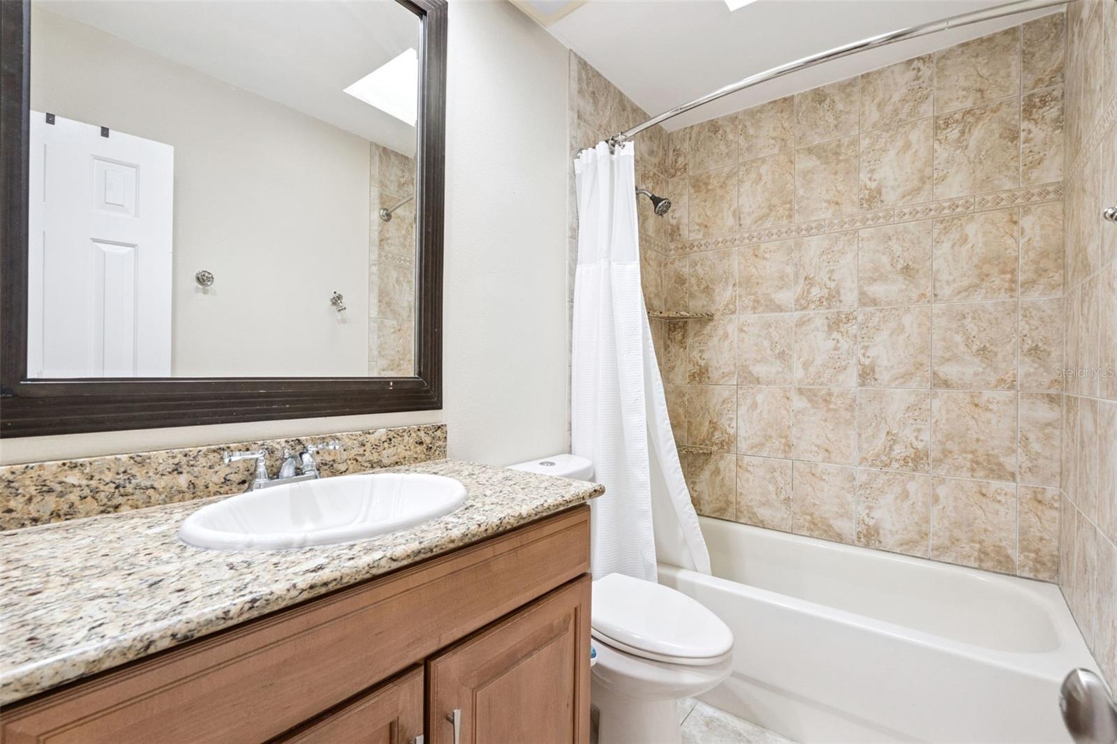 Image 12 of 35 For 8002 Sandpoint Boulevard