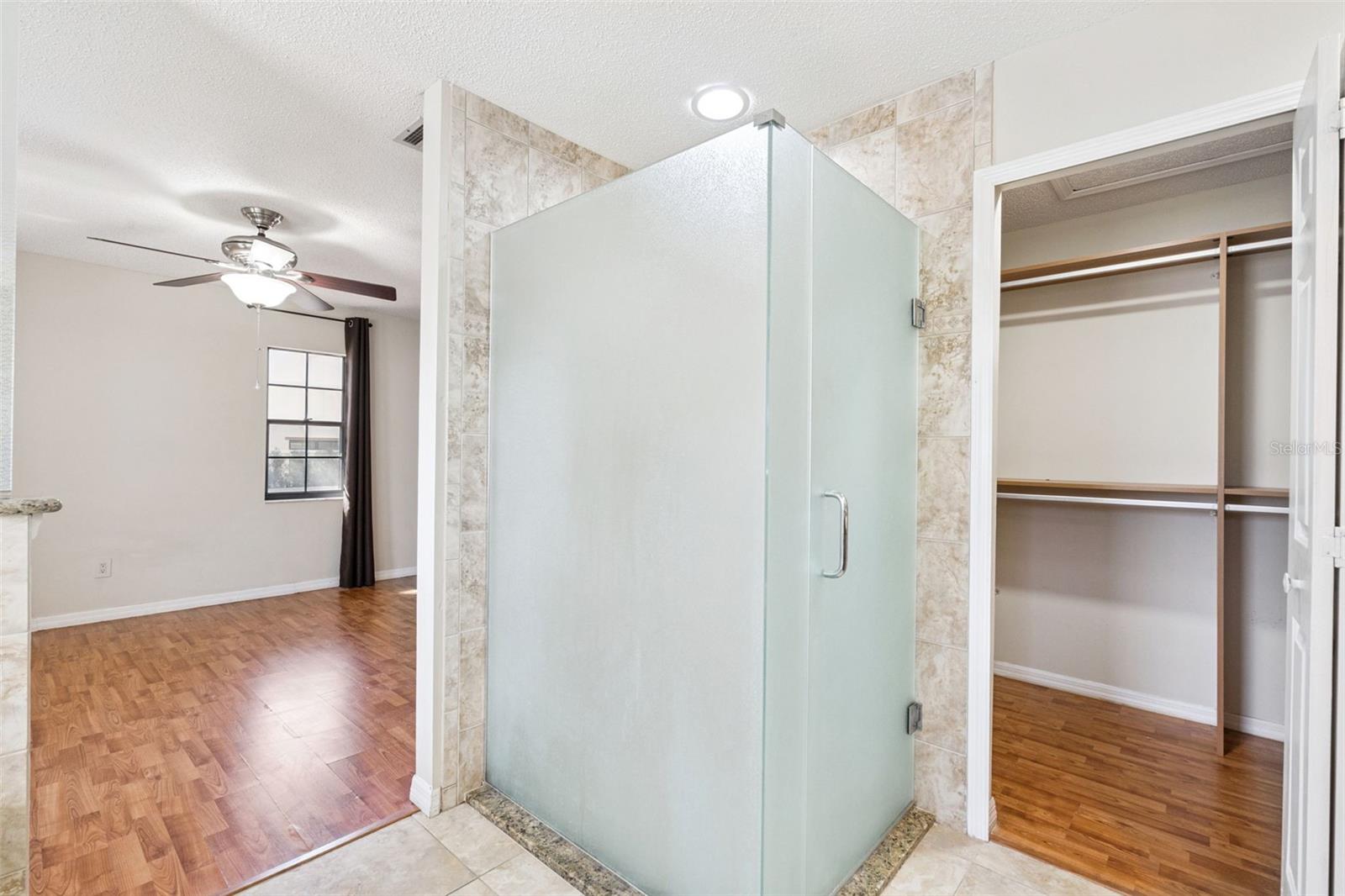 Image 18 of 35 For 8002 Sandpoint Boulevard