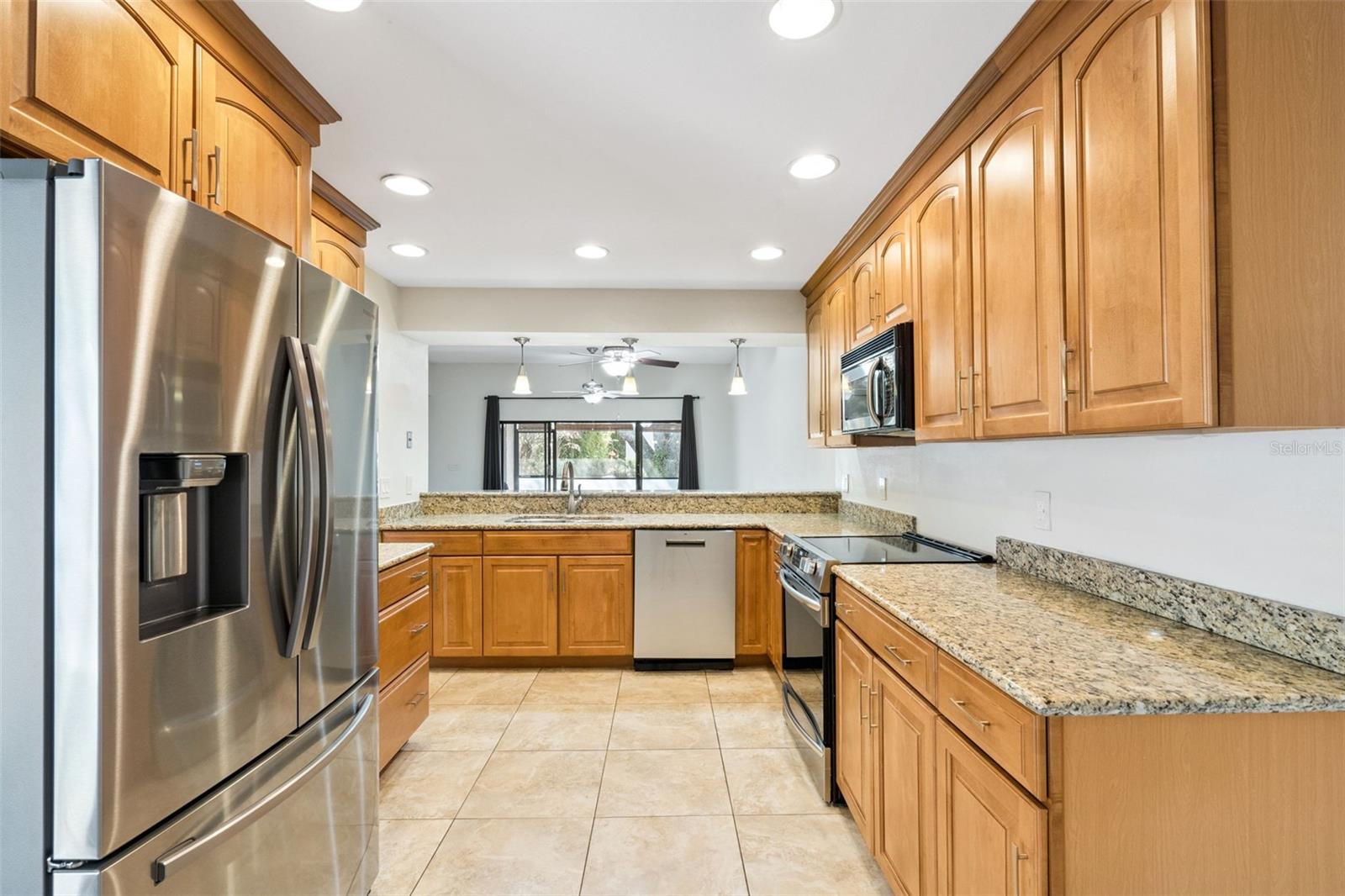 Image 9 of 35 For 8002 Sandpoint Boulevard