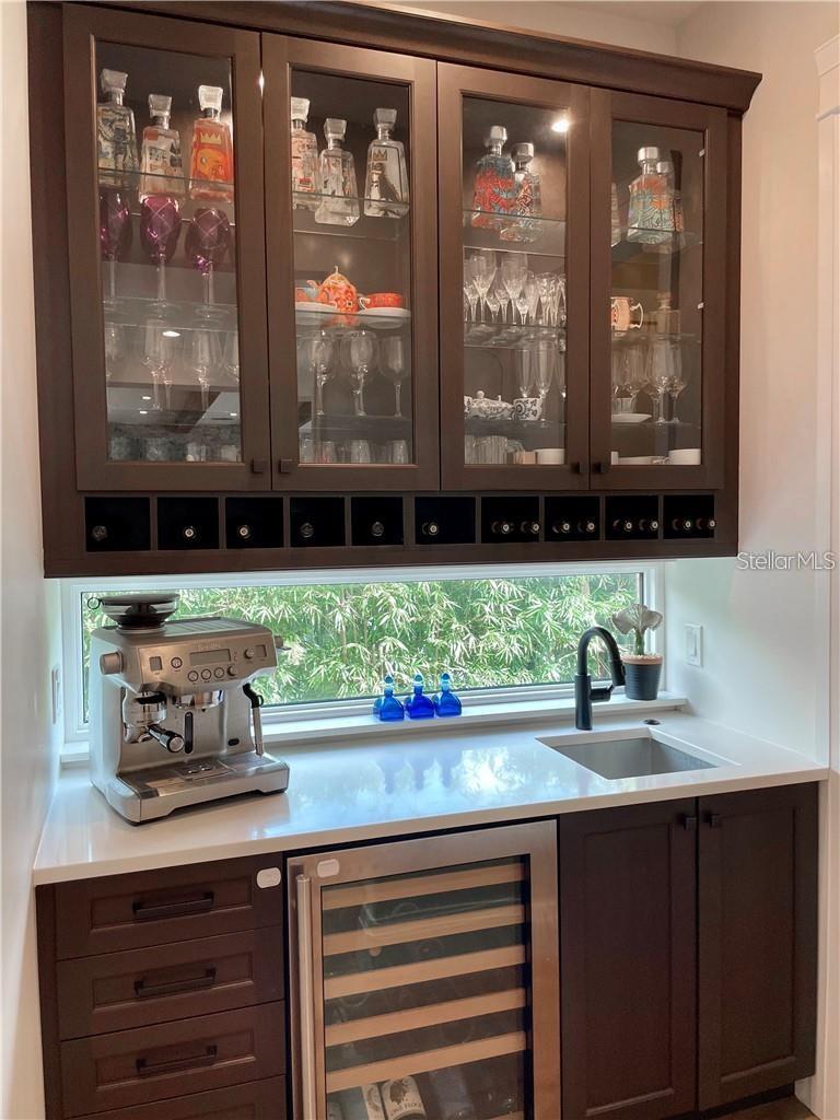 Image 12 of 80 For 2060 Illinois Avenue Ne