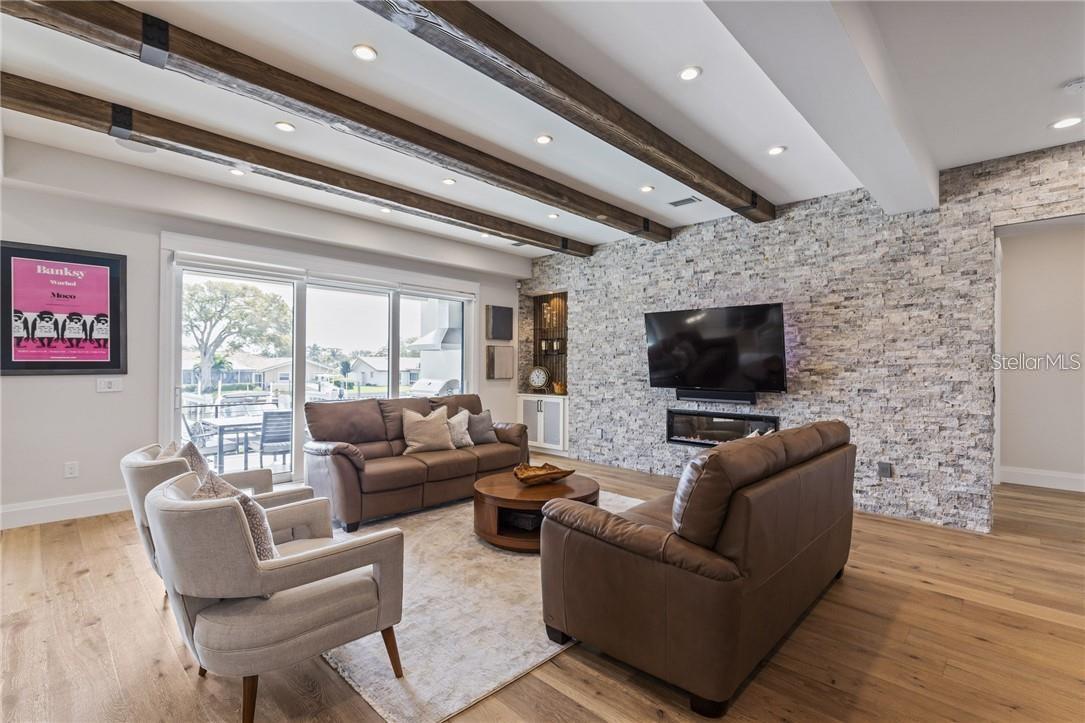 Image 15 of 80 For 2060 Illinois Avenue Ne