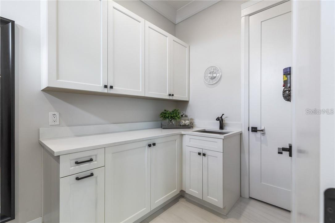 Image 26 of 80 For 2060 Illinois Avenue Ne