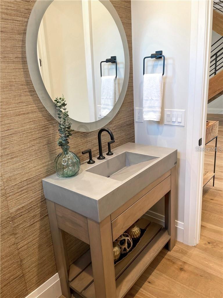 Image 30 of 80 For 2060 Illinois Avenue Ne