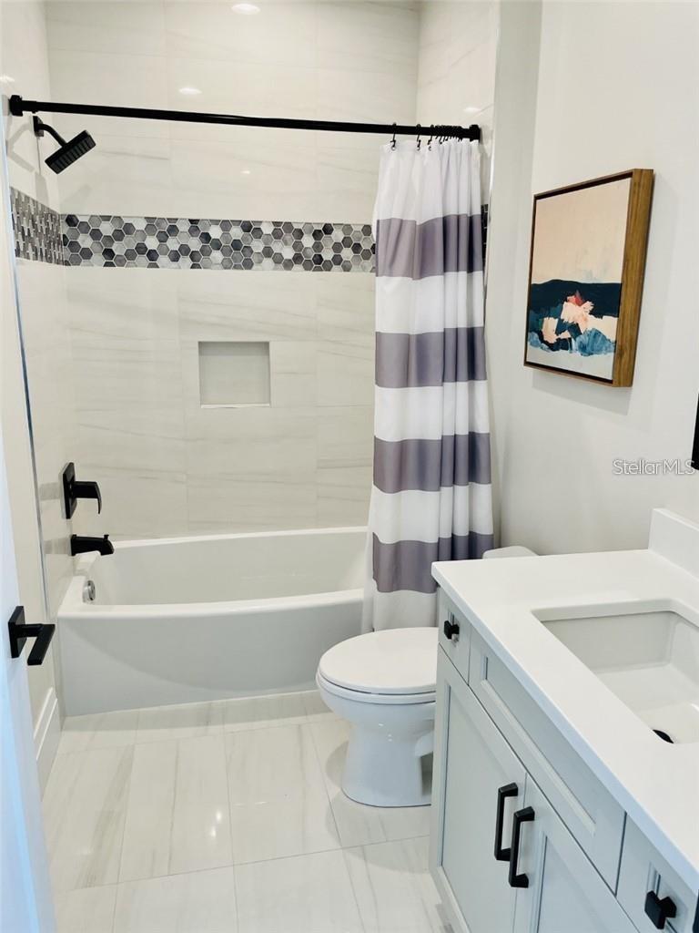 Image 41 of 80 For 2060 Illinois Avenue Ne