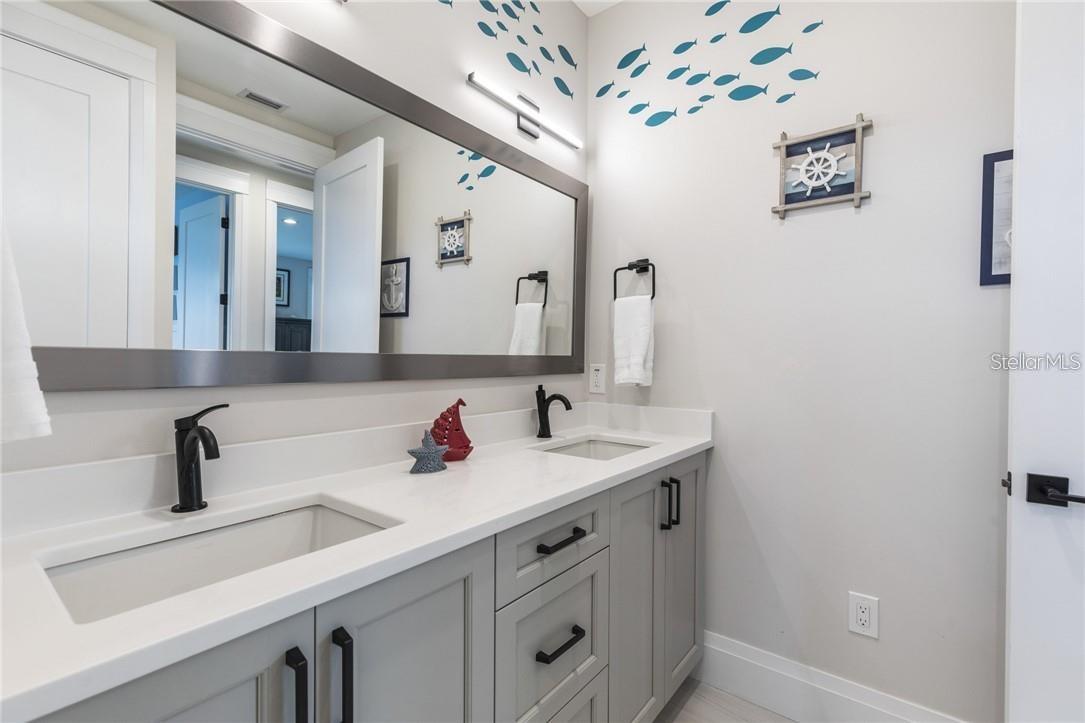 Image 46 of 80 For 2060 Illinois Avenue Ne