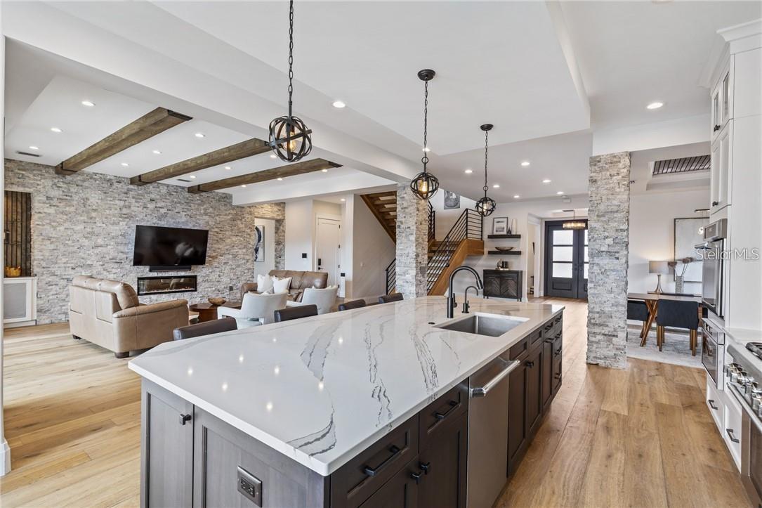 Image 73 of 80 For 2060 Illinois Avenue Ne